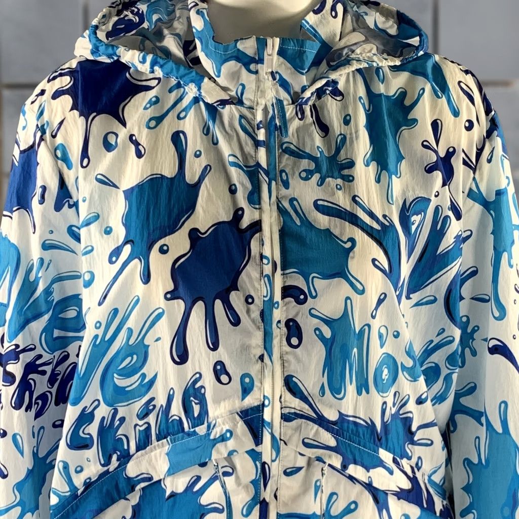 Moschino MOSCHINO Coat Womens 8 White Size Blue Polyamide Splash Raincoat Size M / US 6-8 / IT 42-44 - 1 Thumbnail