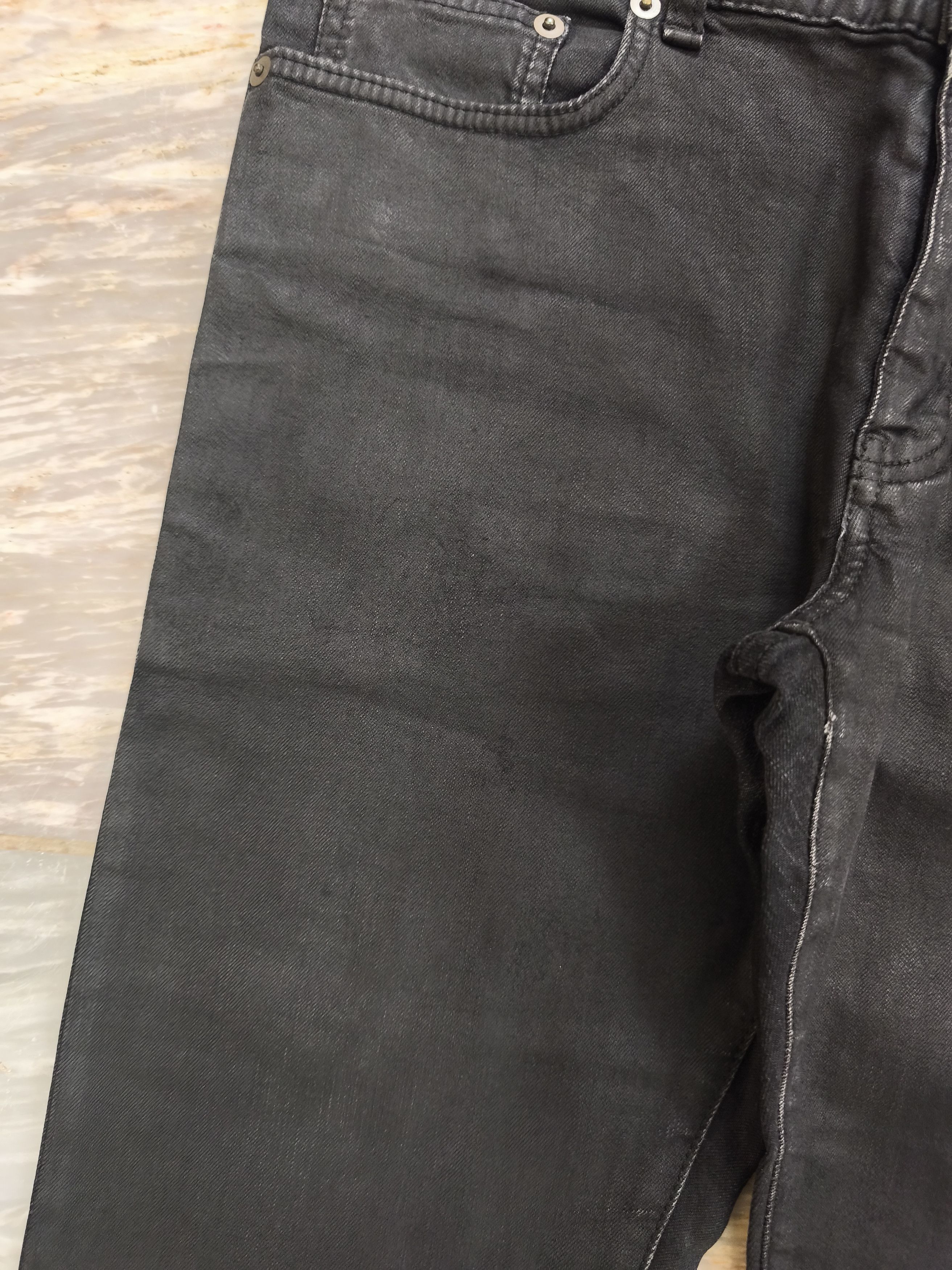Saint Laurent Paris Saint Laurent Paris 2013 Waxed Black D02 Denim Size US 30 / EU 46 - 8 Thumbnail