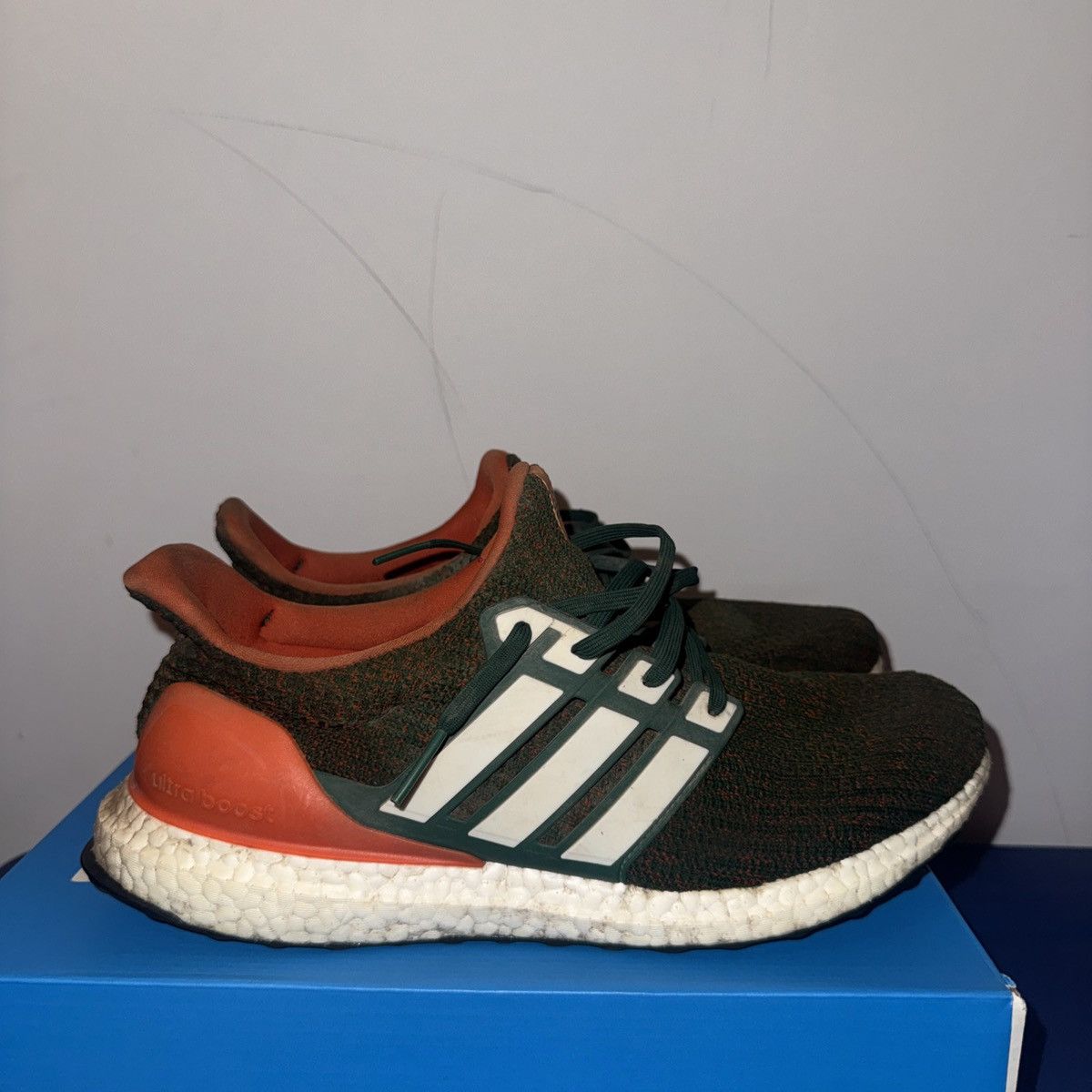 Adidas Adidas UltraBoost 4.0 Miami Hurricanes Color Way Size US 12 / EU 45 - 3 Thumbnail