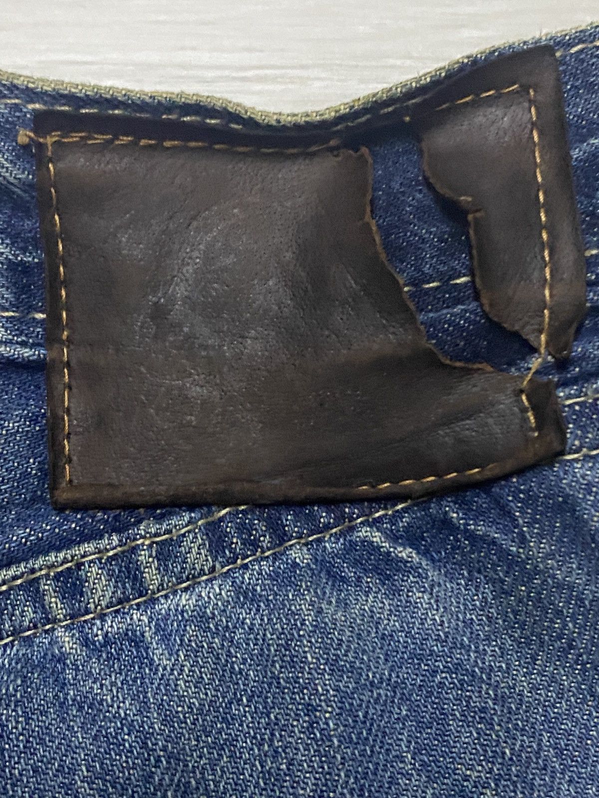Evisu Crazy Vintage Evis 90s Heavy repaired Distressed Baggy Jeans Size US 33 - 21 Thumbnail