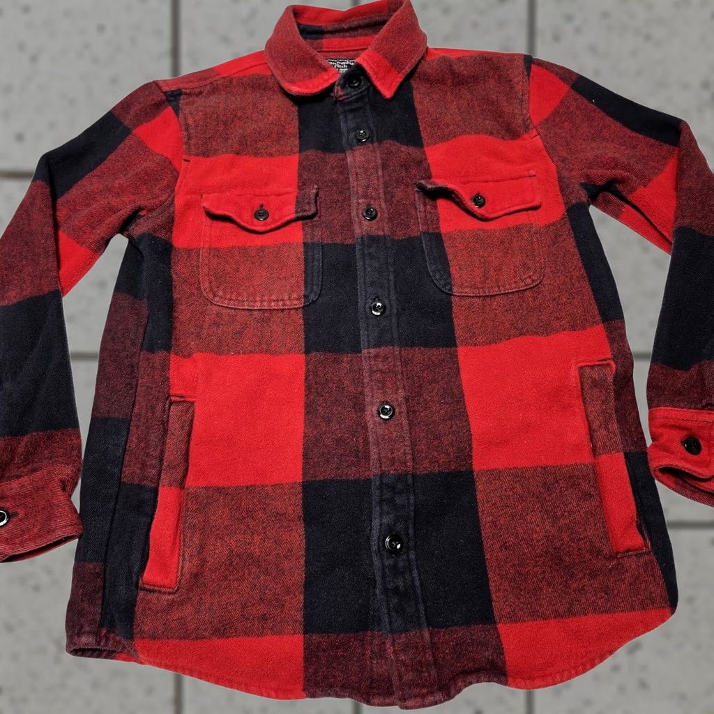 Abercrombie & Fitch Abercrombie & Fitch Shirt XS Men Red Plaid Heavyweight Flannel Button-Up with Pockets Size US XS / EU 42 / 0 - 1 Thumbnail