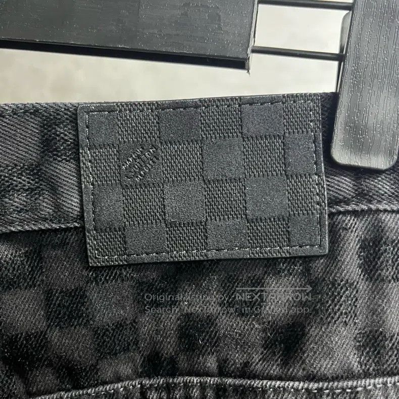 Louis Vuitton Louis Vuitton 25 Black Plaid Flocked Wide Leg Jeans Size US 33 - 3 Thumbnail