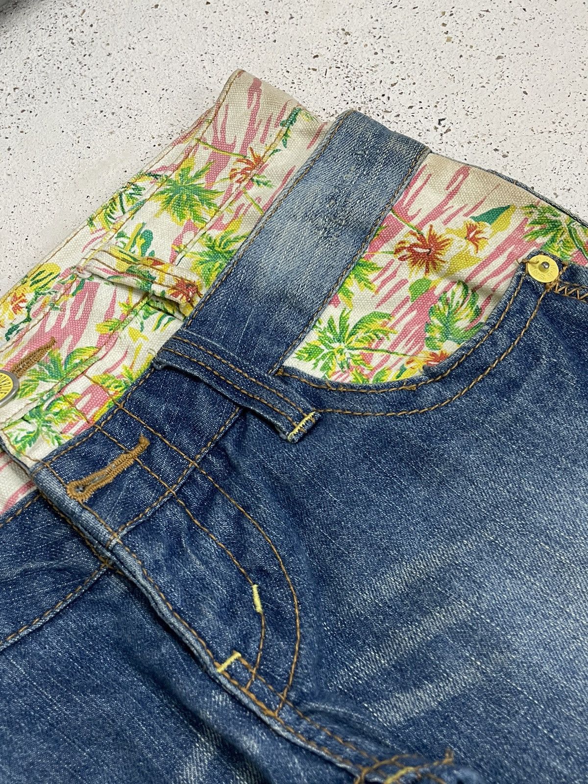 Blue Blue Japan Double Waist Moon Blue Floral Hawai Distress Hard Stiching Size US 28 / EU 44 - 11 Thumbnail