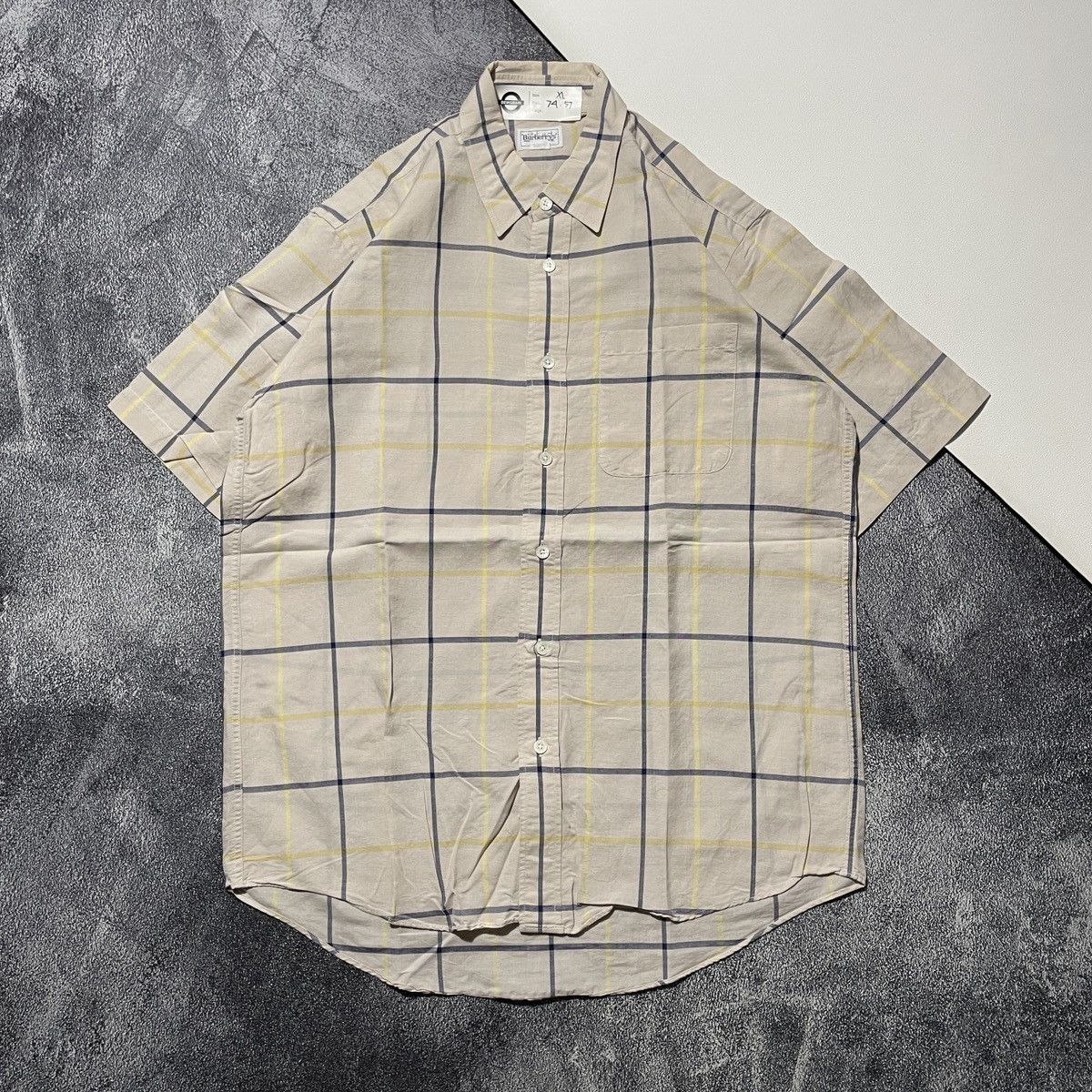 Burberry Burberry Shirts Vintage Motif Size US XL / EU 56 / 4 - 1 Thumbnail