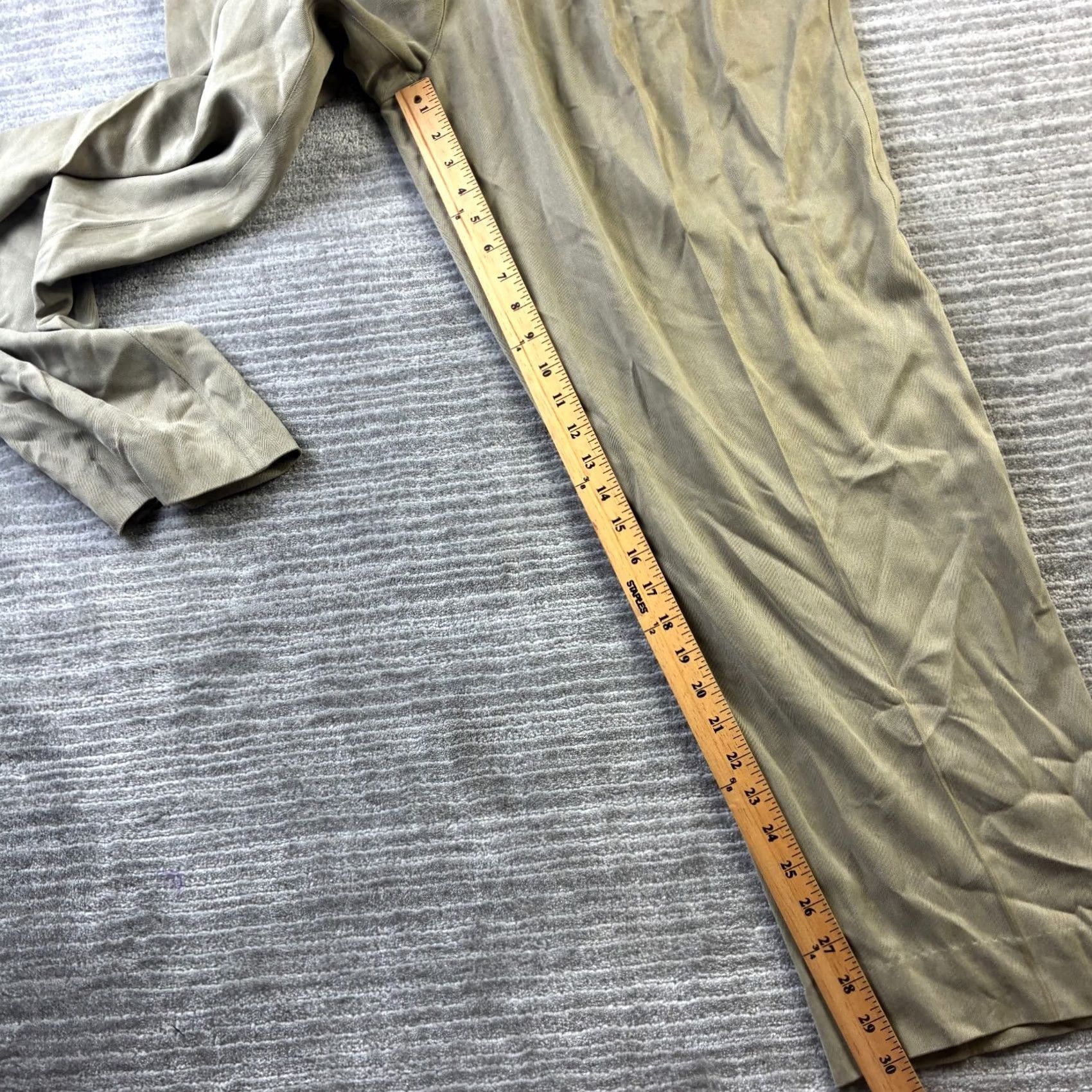 Tommy Bahama Tommy Bahama Pants Mens 38x30 Beige Tan Silk Pleated Chino Slacks Trousers Size US 38 / EU 54 - 7 Thumbnail