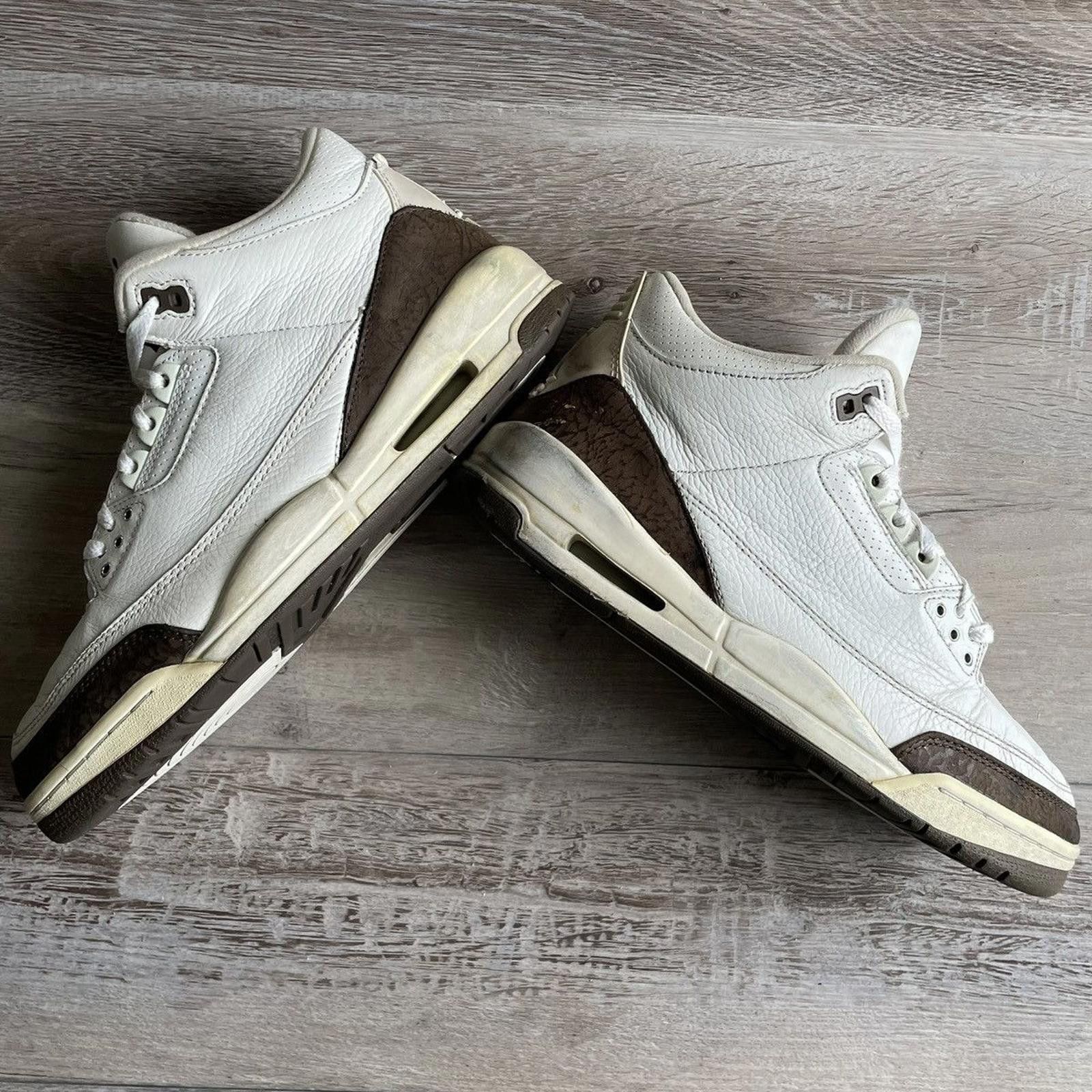 Jordan Brand NIKE • JORDAN 3 OG "2001 White/Dark Mocha" (11M) Size US 11 / EU 44 - 8 Thumbnail