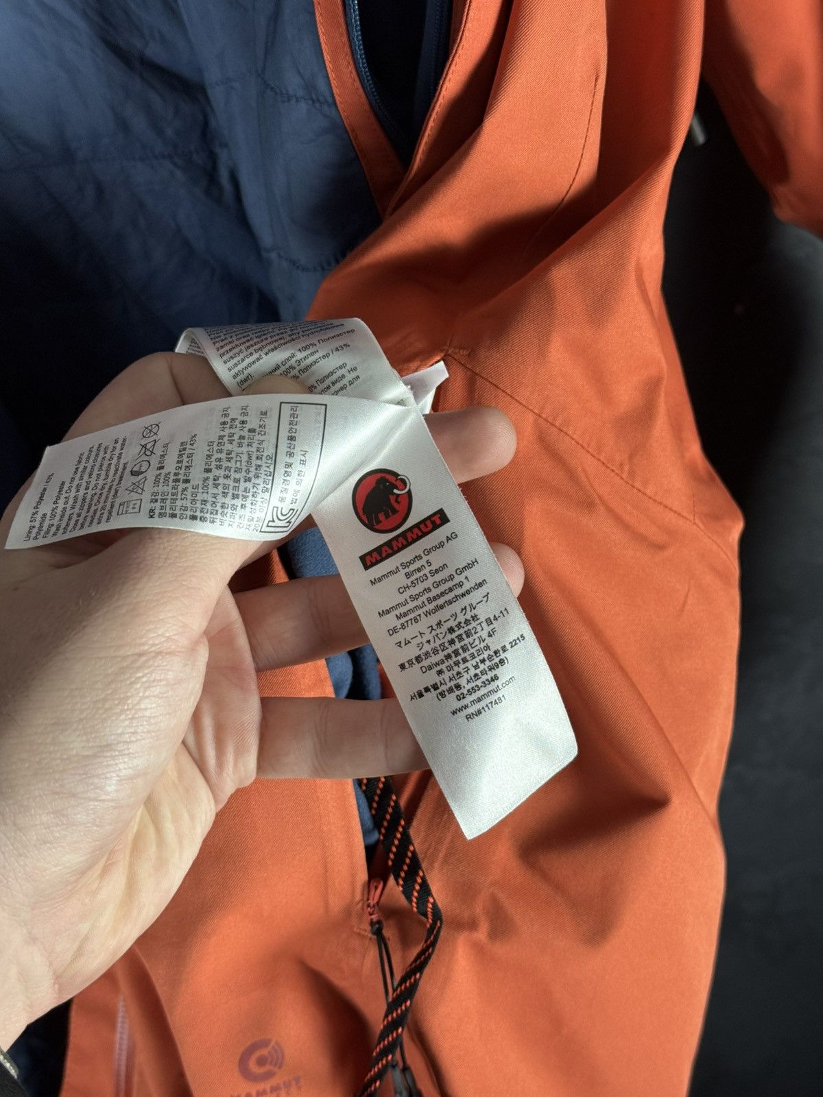 Mammut Mammut Sports Group AG Birren 5 Gore-Tex Women’s Jacket Size M / US 6-8 / IT 42-44 - 24 Thumbnail