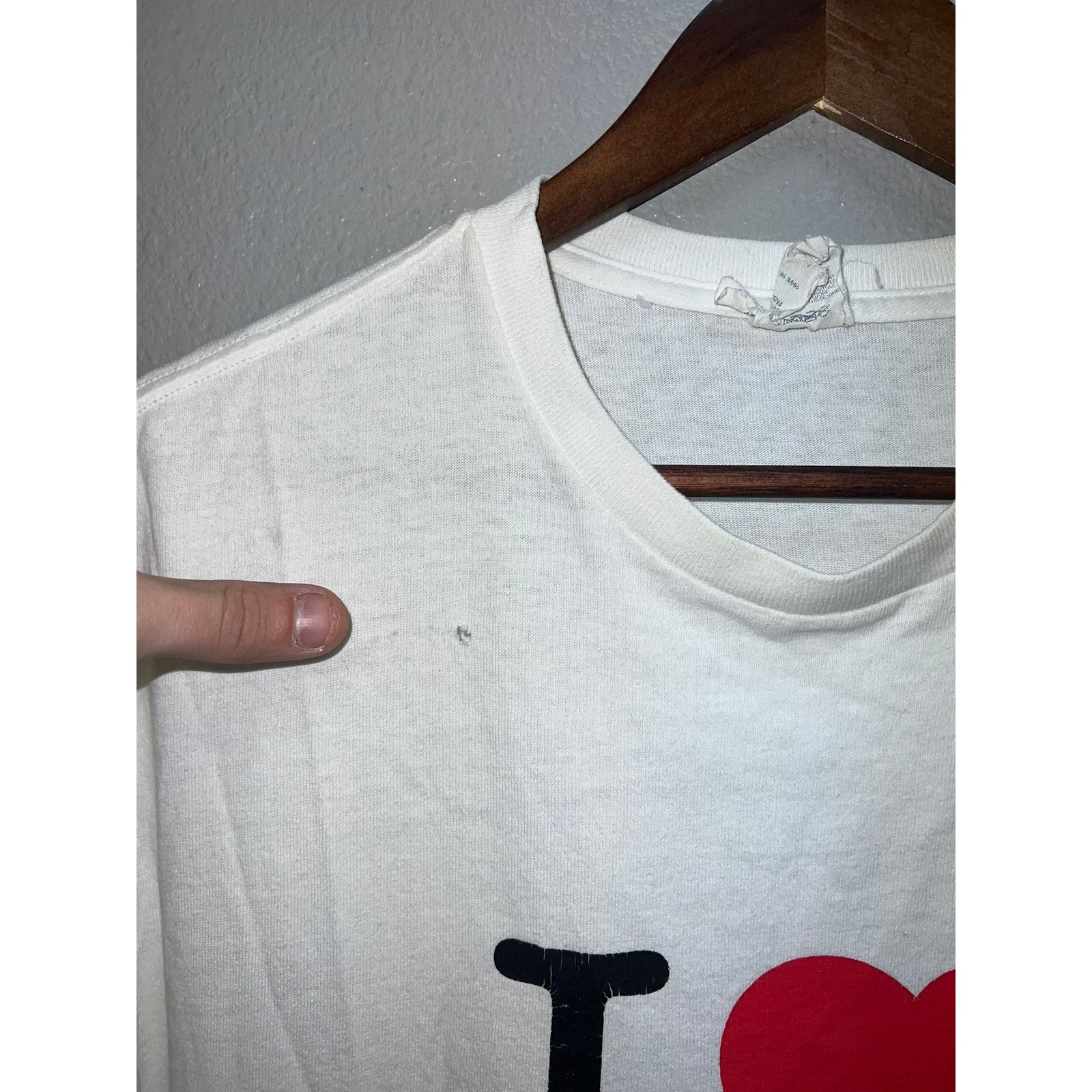 Delta Vintage I Love New York Shirt Heart NY NYC Tee Stained XL Size US XL / EU 56 / 4 - 4 Thumbnail