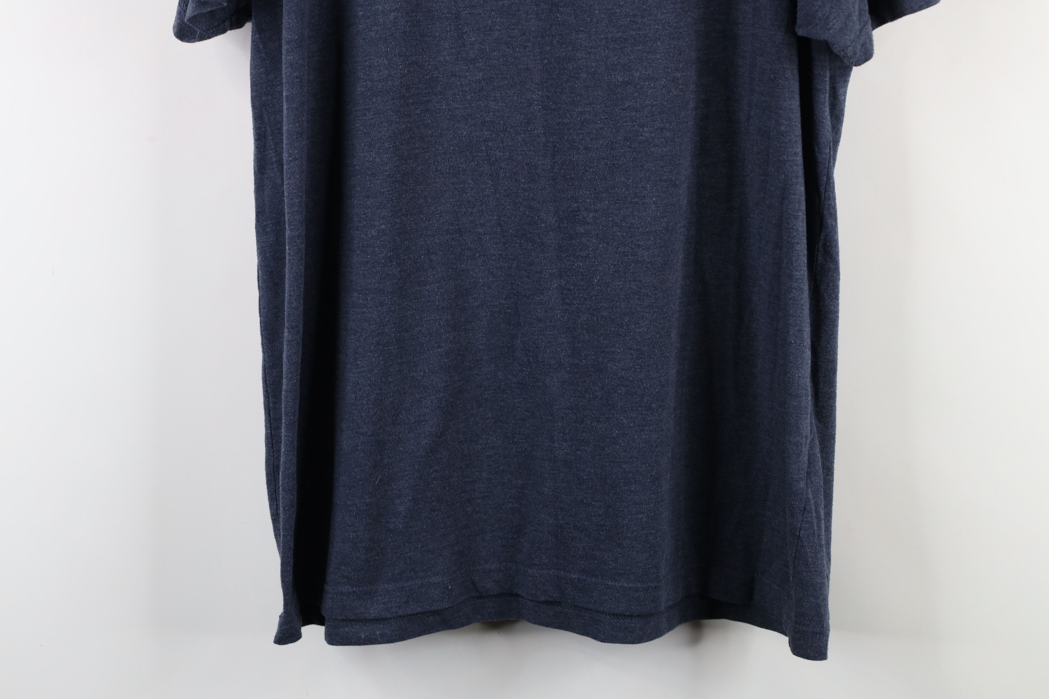 Vintage Streetwear Zyn Chill Pouches Jersey Knit T-Shirt Steel Blue Size US L / EU 52-54 / 3 - 9 Thumbnail