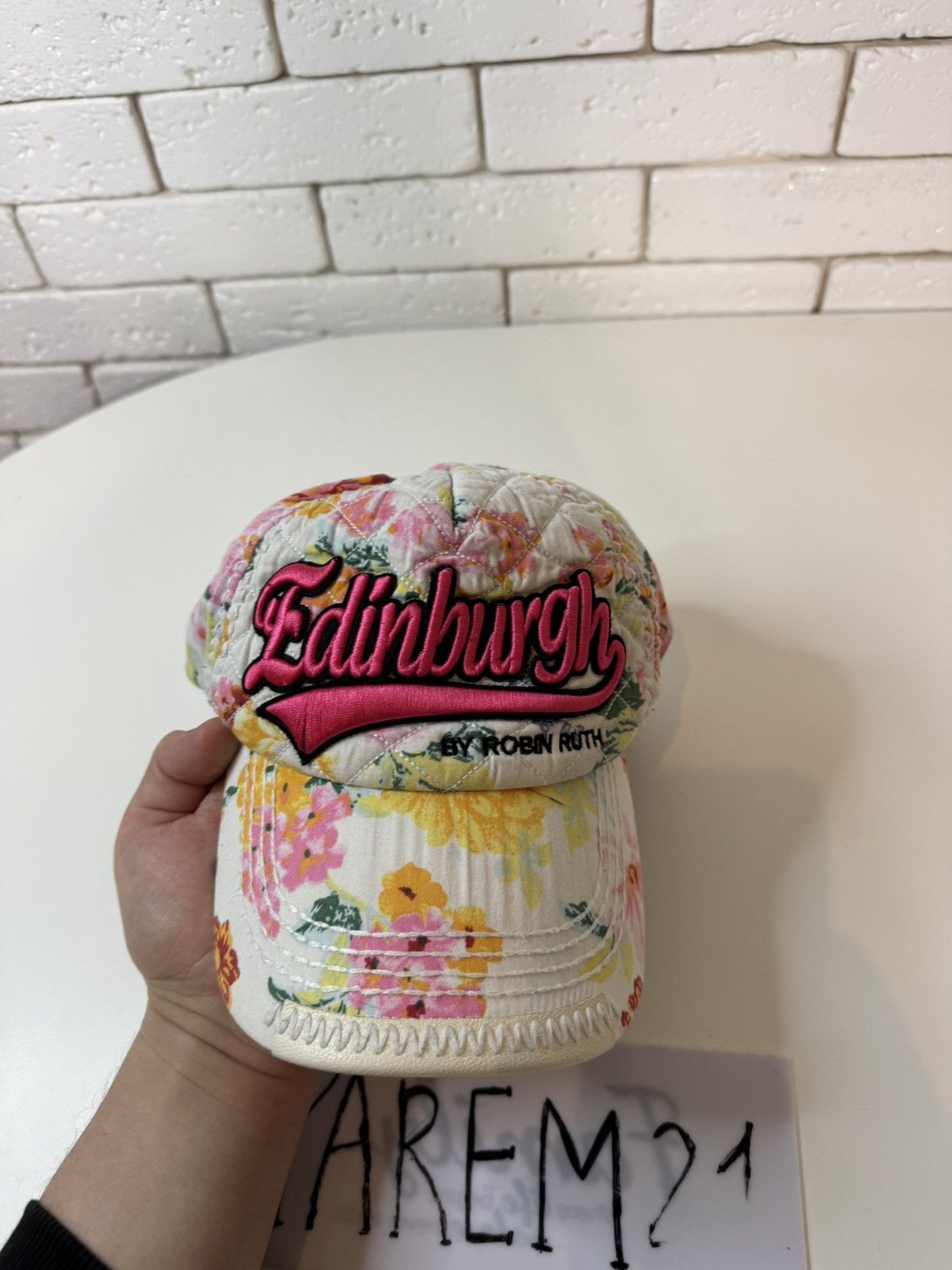Robin Ruth Robin Ruth Edinburgh cap hat Size ONE SIZE - 2 Thumbnail
