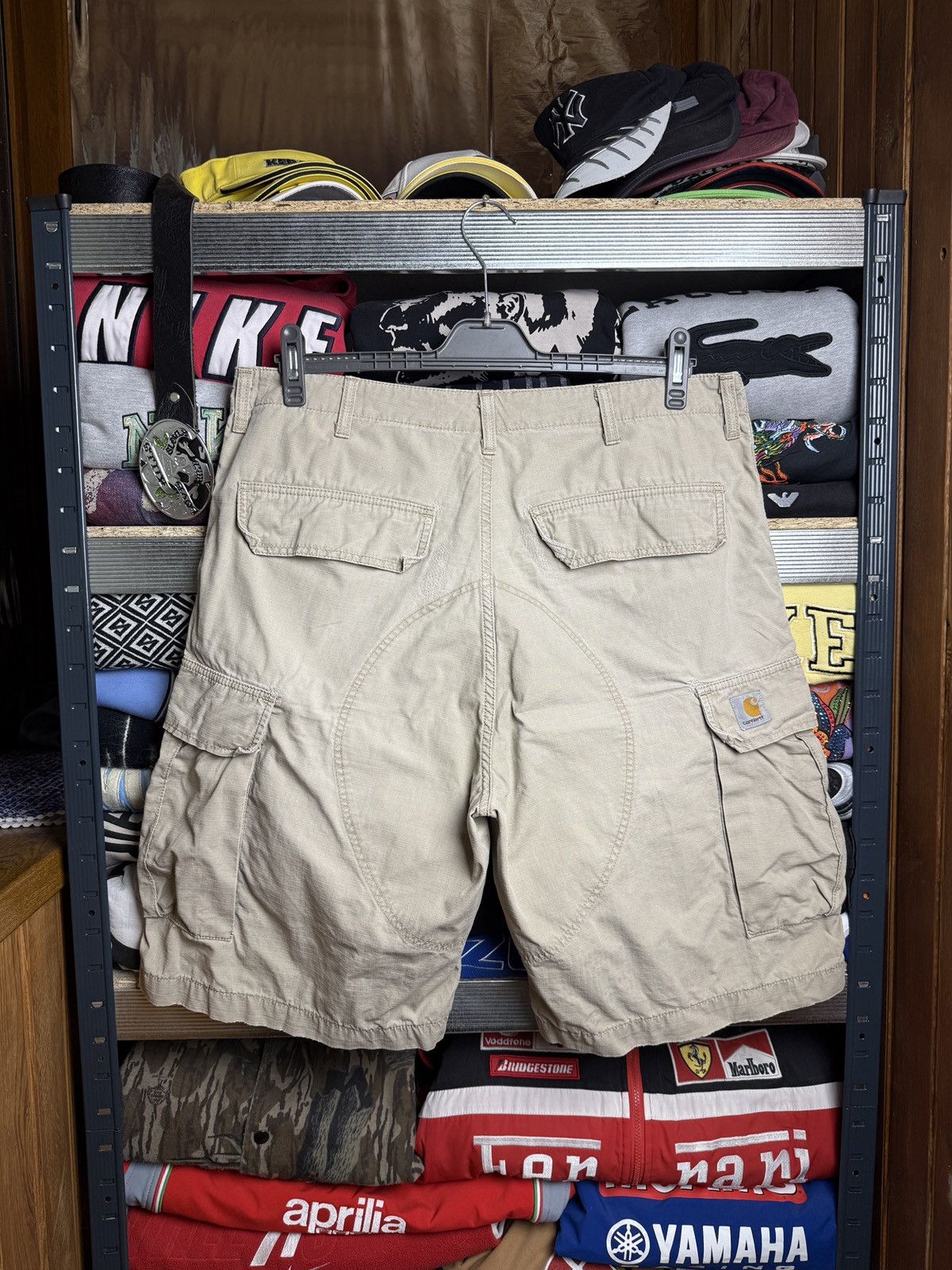 Carhartt Carhartt cargo bermuda shorts Size US 36 / EU 52 - 1 Thumbnail