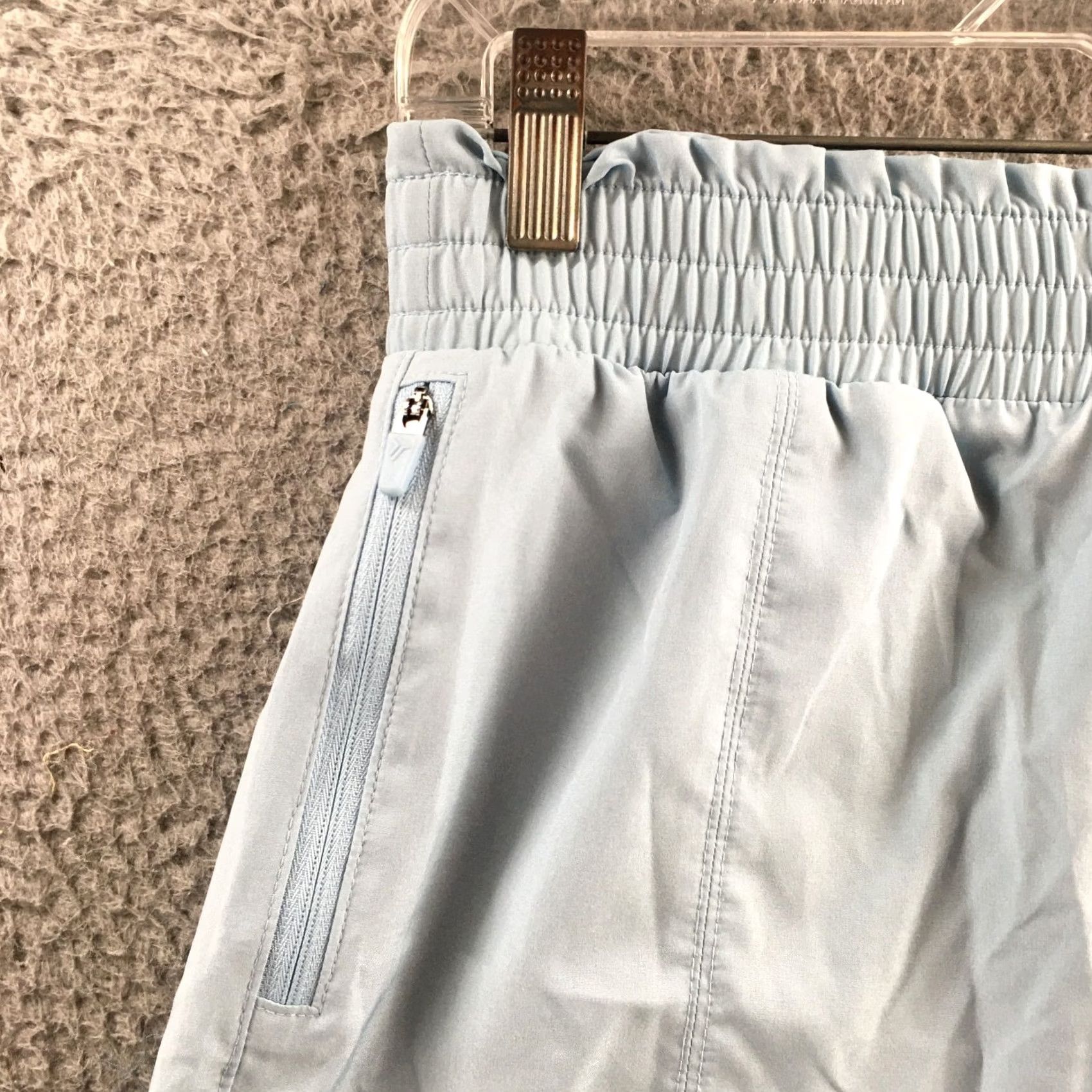 Old Navy Old Navy Stretch Tech Activewear Short Womens XXL Blue Mid Rise Elastic Blend Size 26" / US 2 / IT 38 - 2 Thumbnail