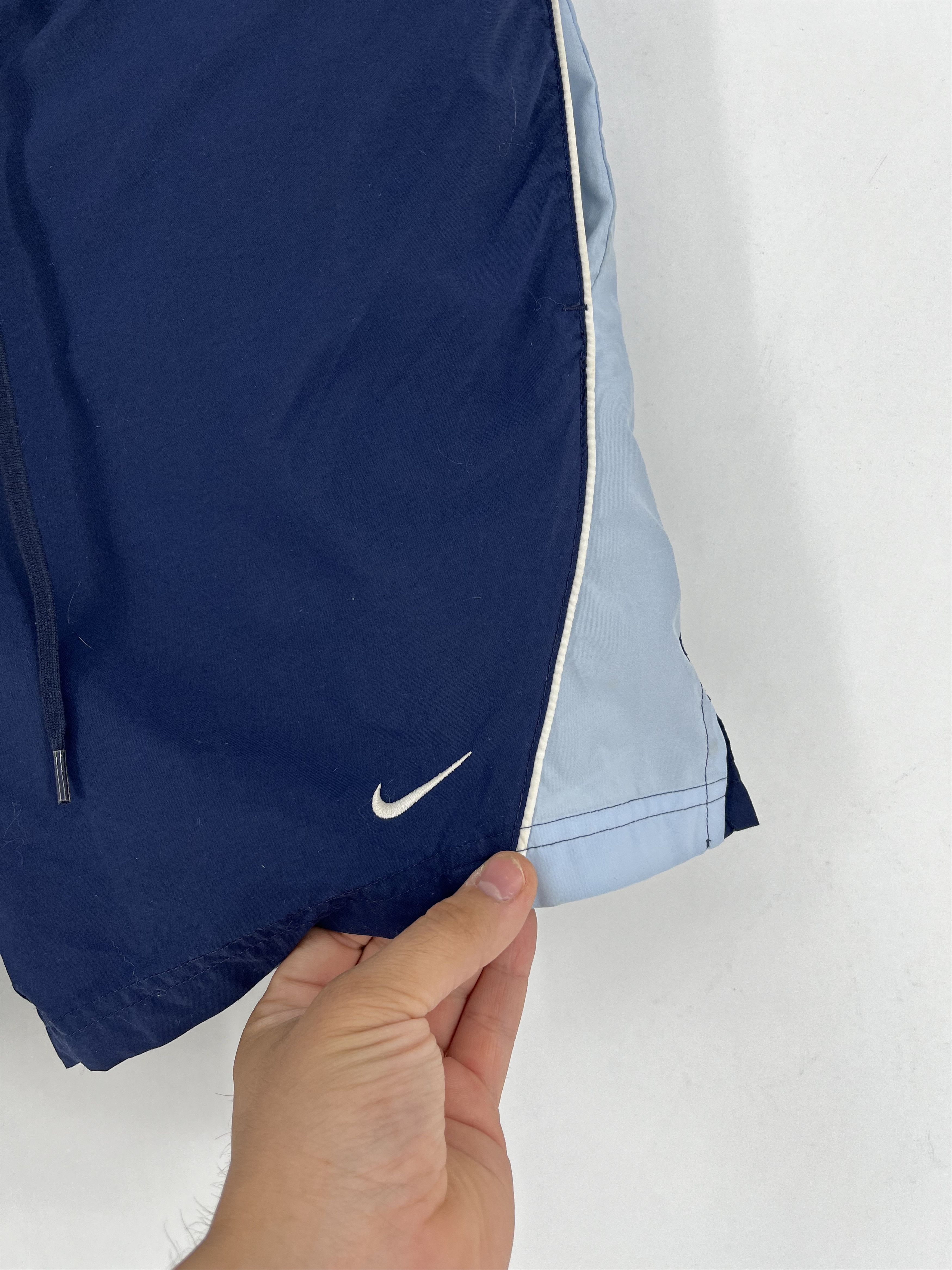 Nike Vintage Nike Swoosh Logo Shorts Travis Style Dri-Fit Size US 30 / EU 46 - 4 Thumbnail