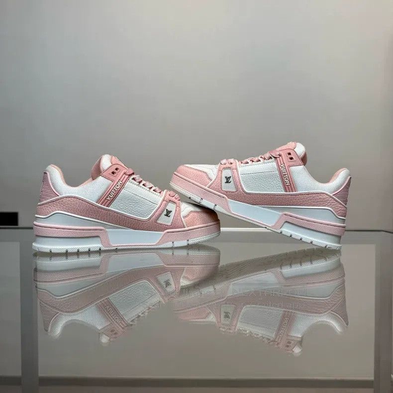 Louis Vuitton Louis Vuitton Trainer's New Litchi Peel White Powder shoes Size US 4 / IT 34 - 4 Thumbnail