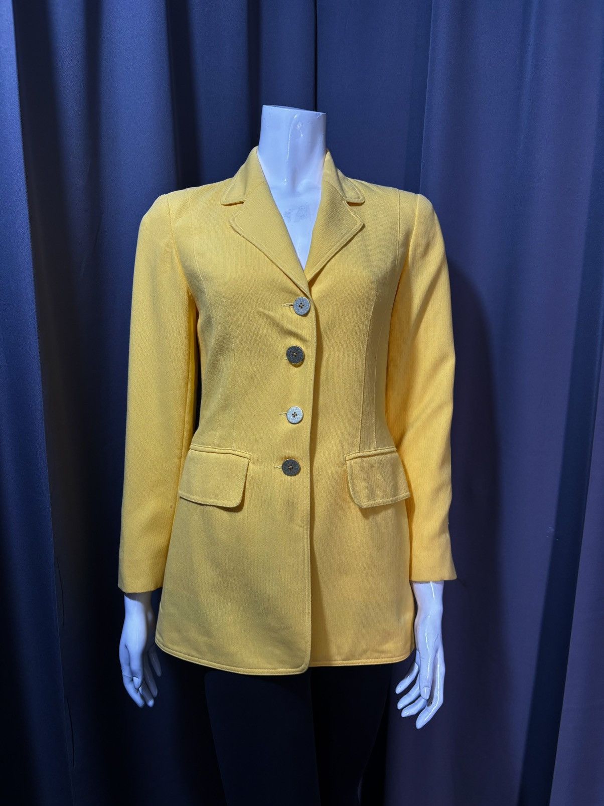 Nina Ricci 1980s Nina Ricci Archival Blazer Size XS / US 0-2 / IT 36-38 - 1 Thumbnail