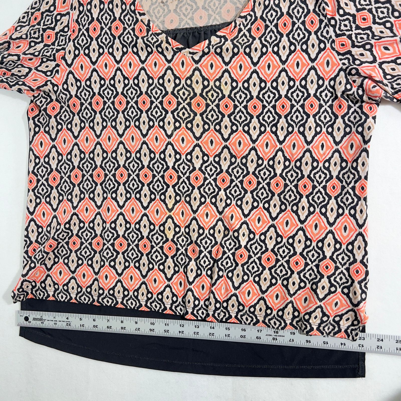 Jones New York Jones New York Signature Top Woman's L V-Neck 3/4 Sleeve Geo Size L / US 10 / IT 46 - 6 Thumbnail
