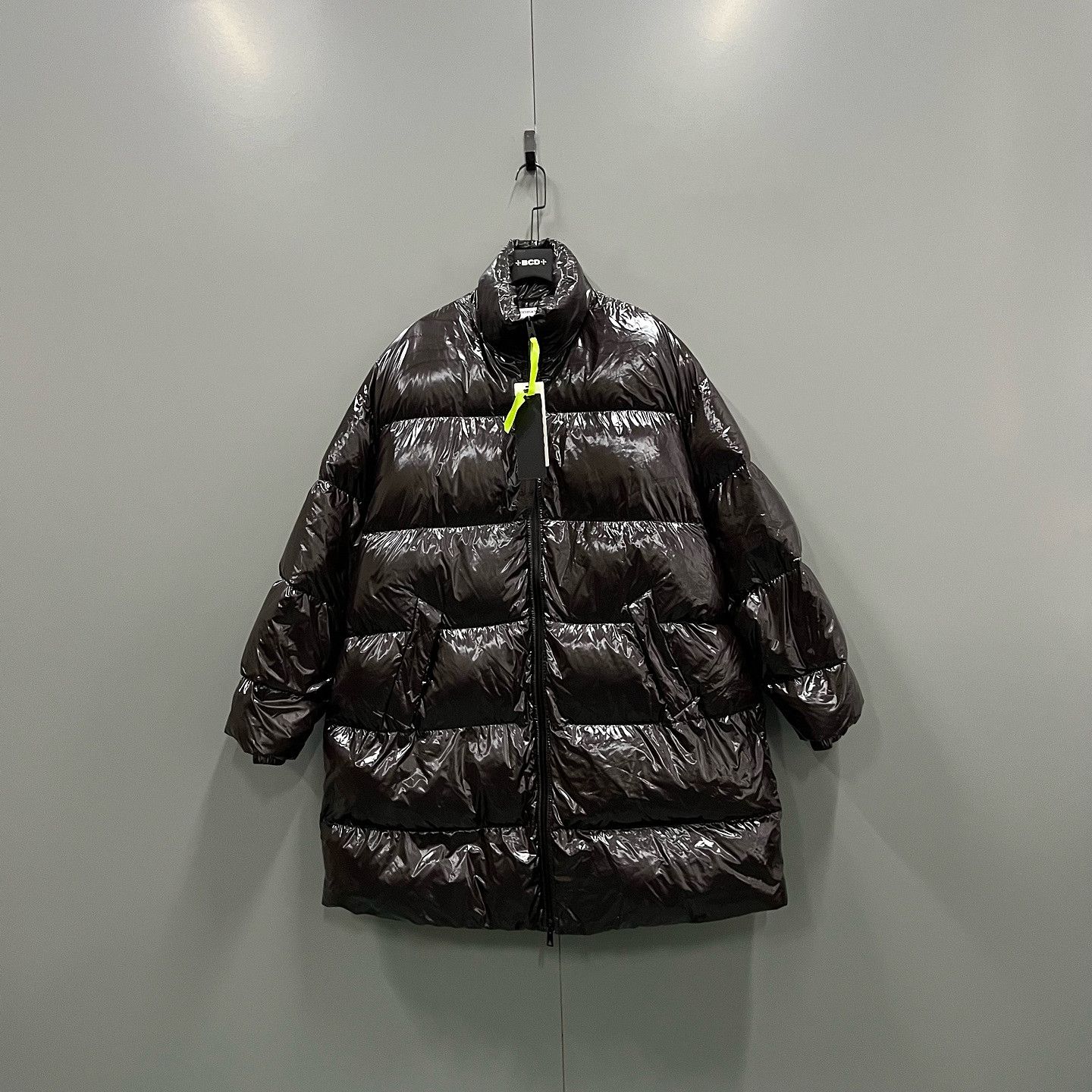 Bottega Veneta Bottega Veneta Shiny Puffer Jacket Size M Size US M / EU 48-50 / 2 - 1 Thumbnail