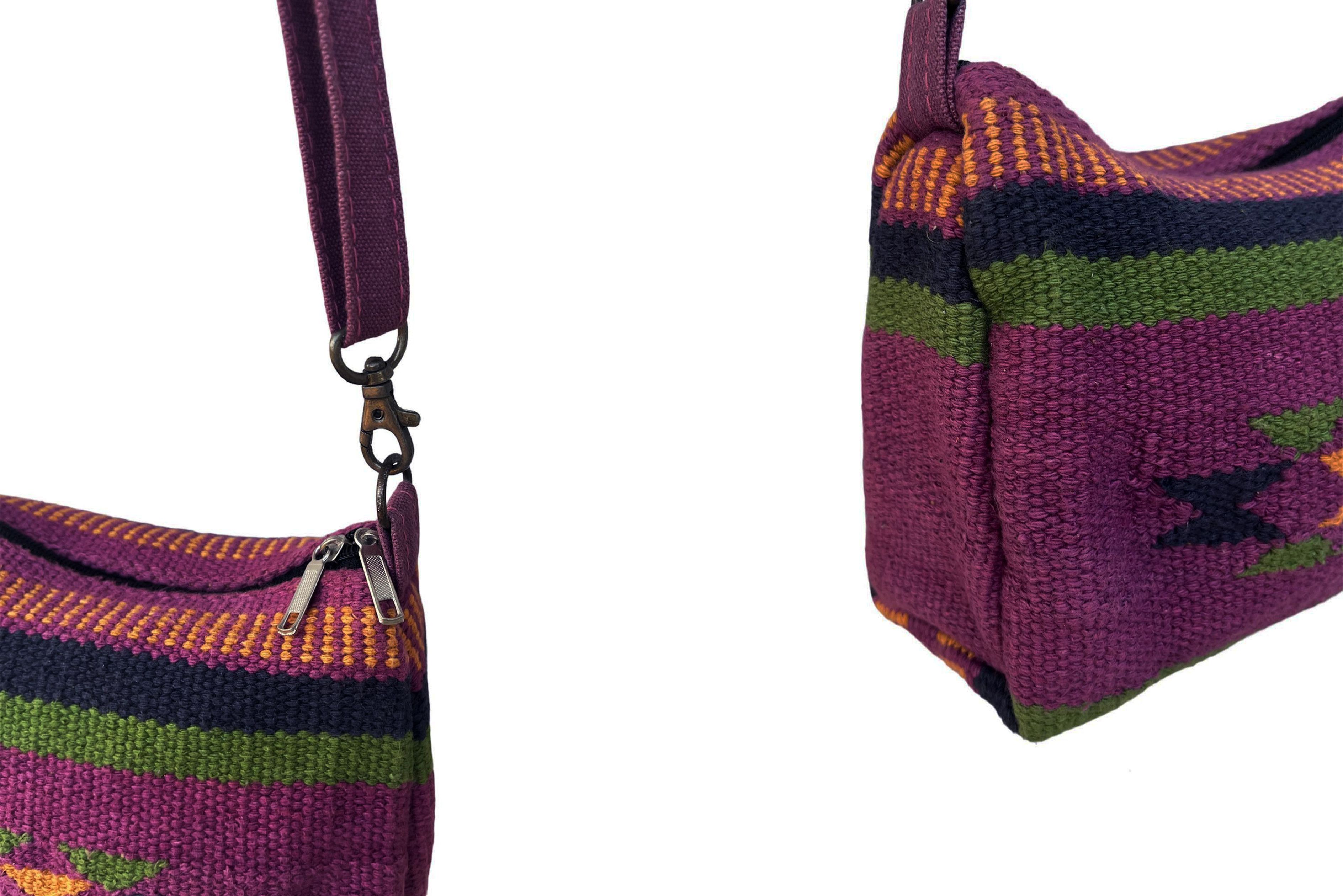 Vintage Small size Hand Loom Crossbody Bag, native American style Size ONE SIZE - 6 Thumbnail
