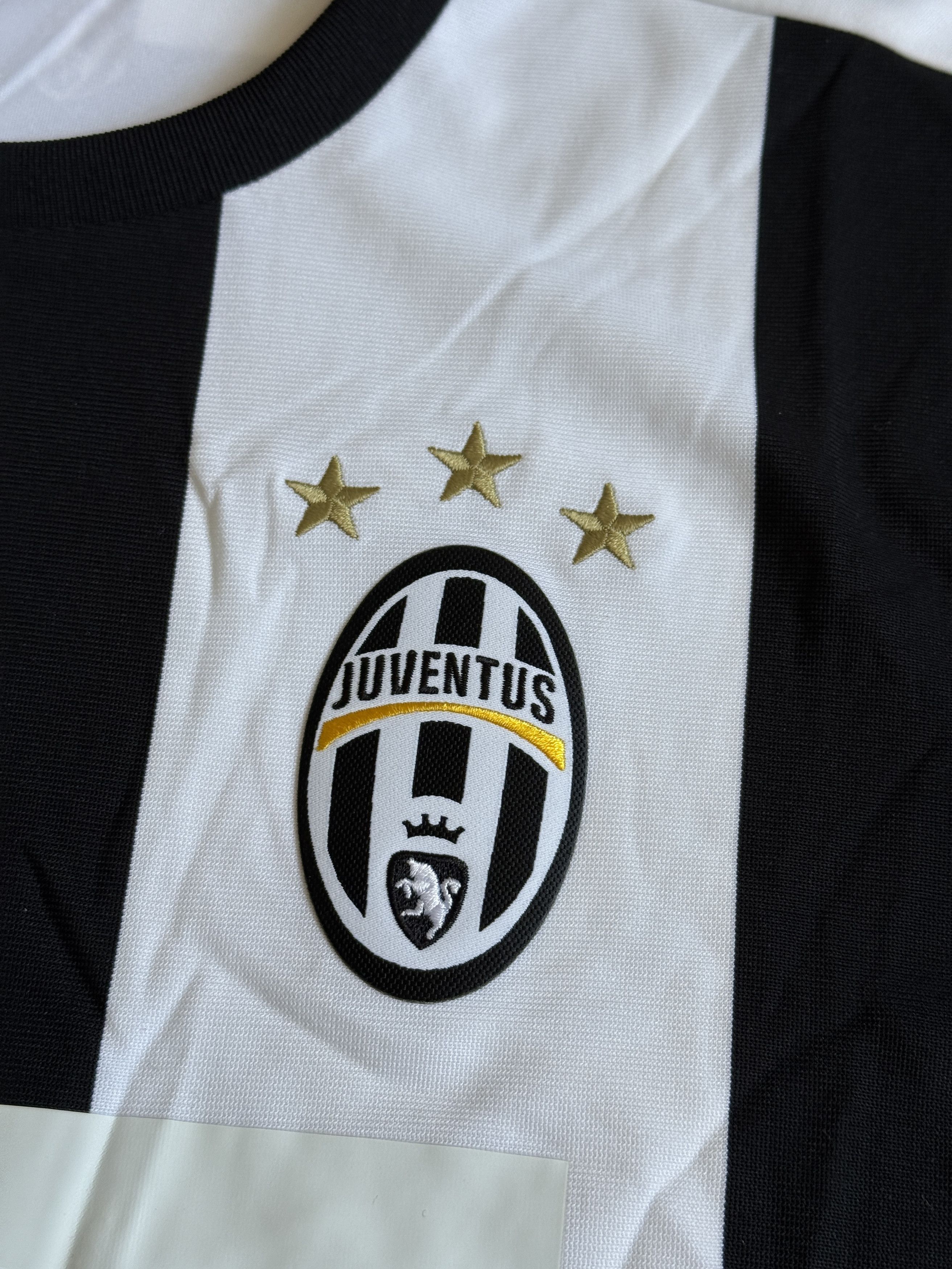Adidas Juventus 2016 2017 FOOTBALL SHIRT JERSEY MAGLIA SIZE L Size US L / EU 52-54 / 3 - 8 Thumbnail