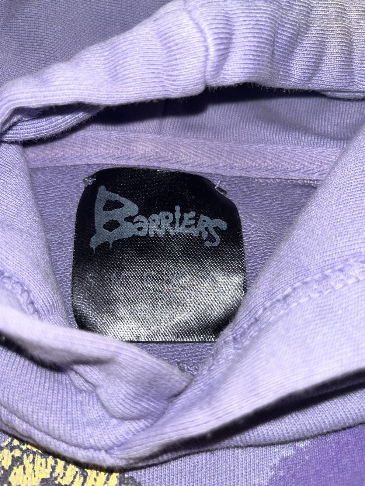 Barriers Barriers Powerful Black Woman Lavendar Hoodie Sz XL Size US XL / EU 56 / 4 - 6 Thumbnail