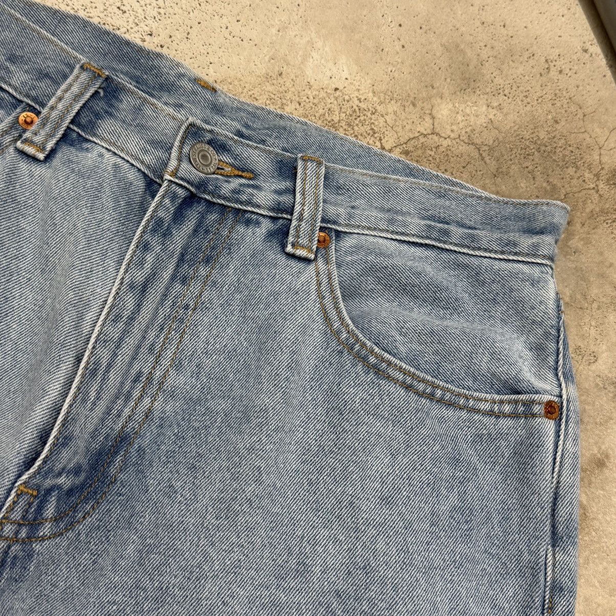 Levi's Levis 562 Lighwash Wide Tapered Denim Pants Size US 32 / EU 48 - 8 Thumbnail