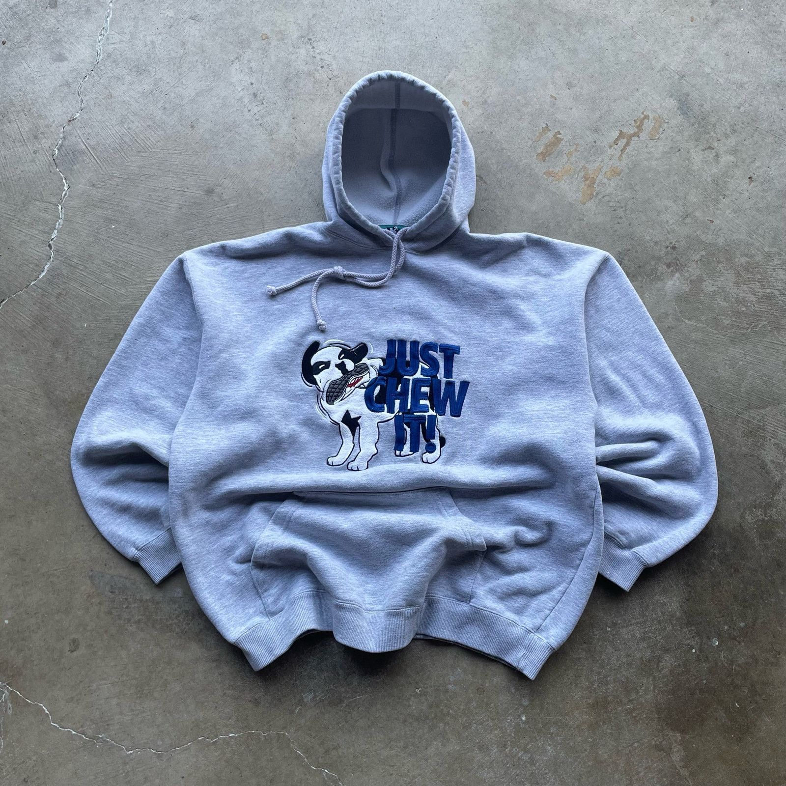 Vintage VINTAGE NIKE PARODY BIG DOGS HOODIE JUST CHEW IT SZ MEDIUM Size US M / EU 48-50 / 2 - 1 Thumbnail