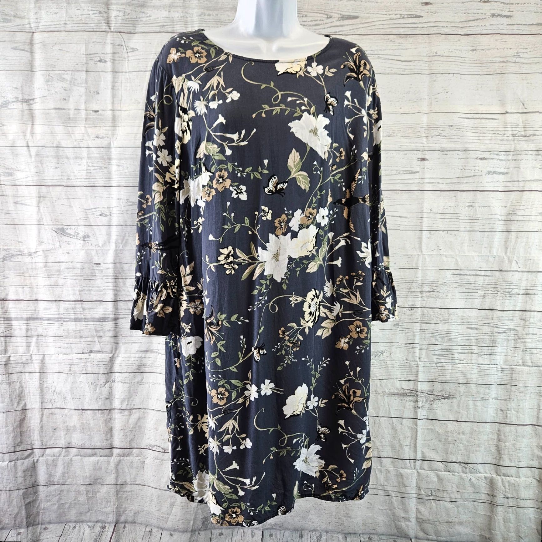 Old Navy Old Navy Womens Dress Large Gray White Floral 3/4 Sleeve Rayon Shift Size L / US 10 / IT 46 - 2 Thumbnail