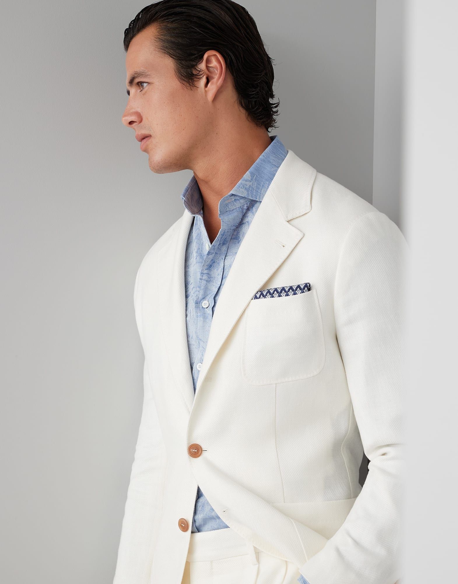 Brunello Cucinelli Suit in Open White Size US S / EU 44-46 / 1 - 4 Thumbnail