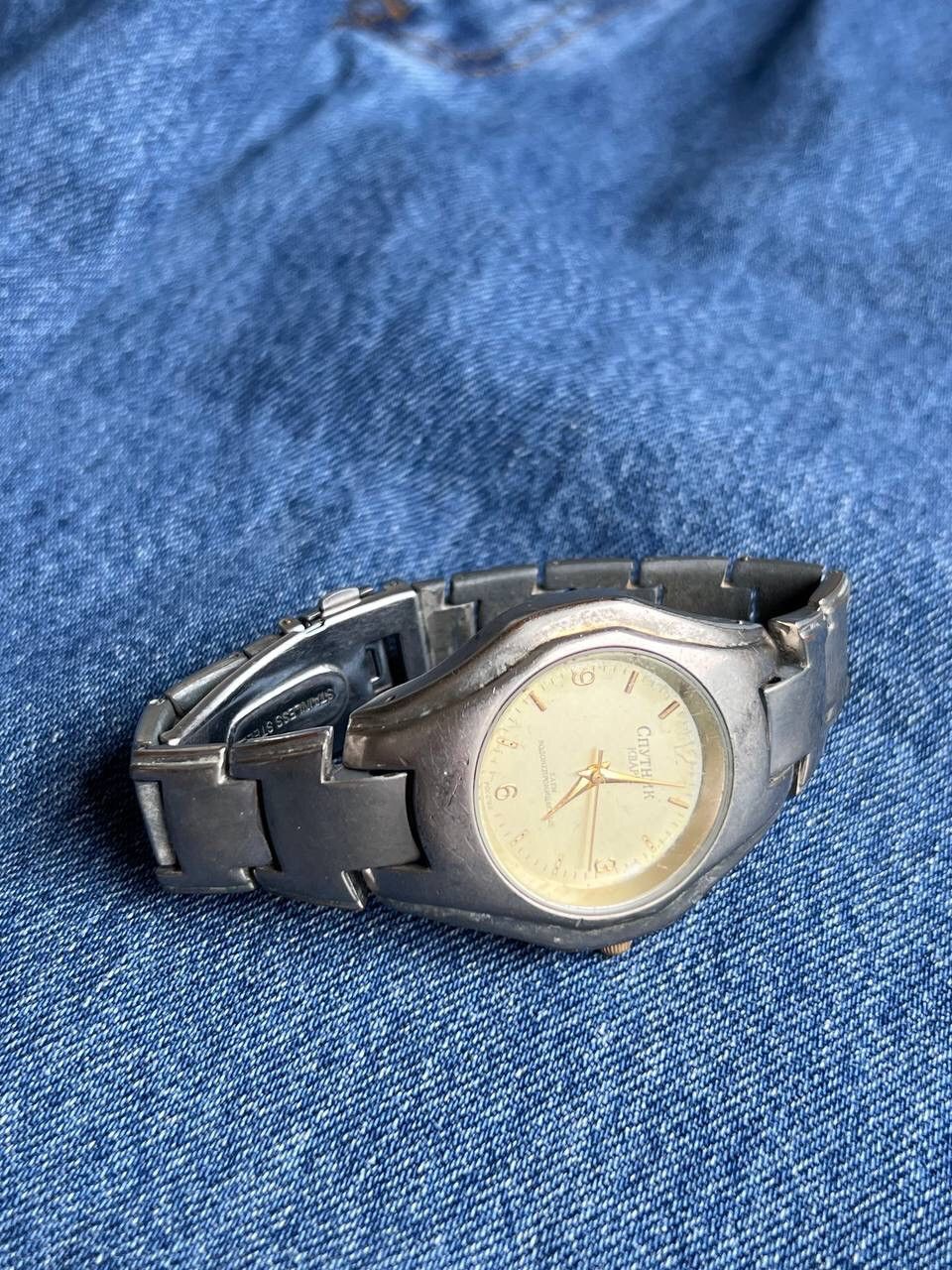 Japanese Brand × Vintage Vintage Japanese style futuristic Watch Size ONE SIZE - 1 Thumbnail