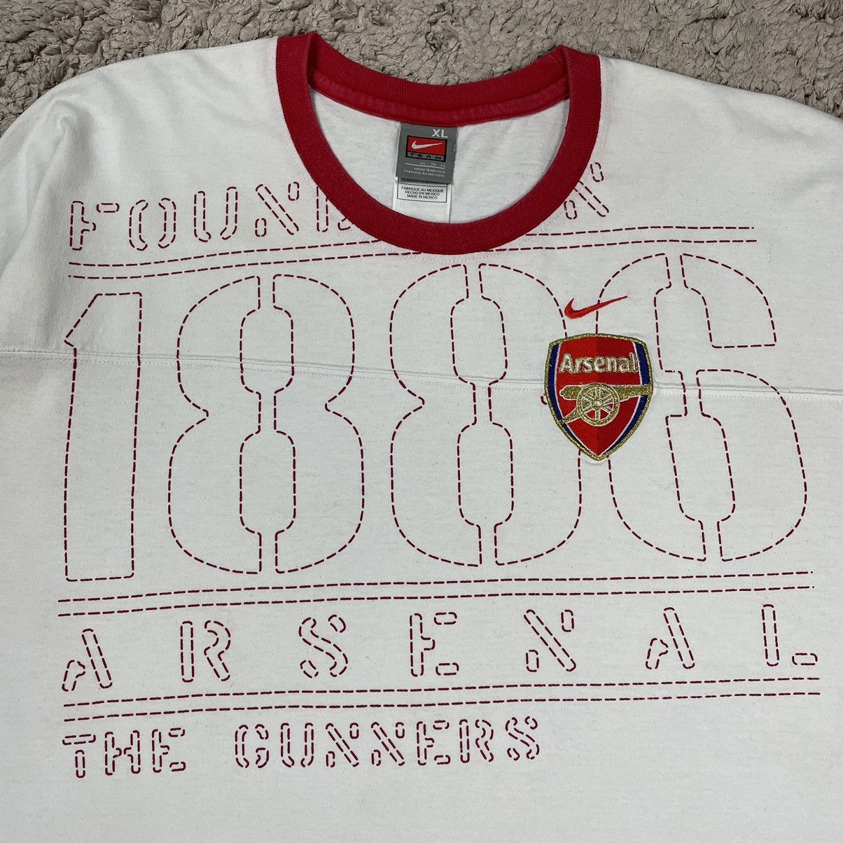 Vintage Vintage Nike Arsenal The Gunners Longsleeve T-shirt Size US XL / EU 56 / 4 - 6 Thumbnail