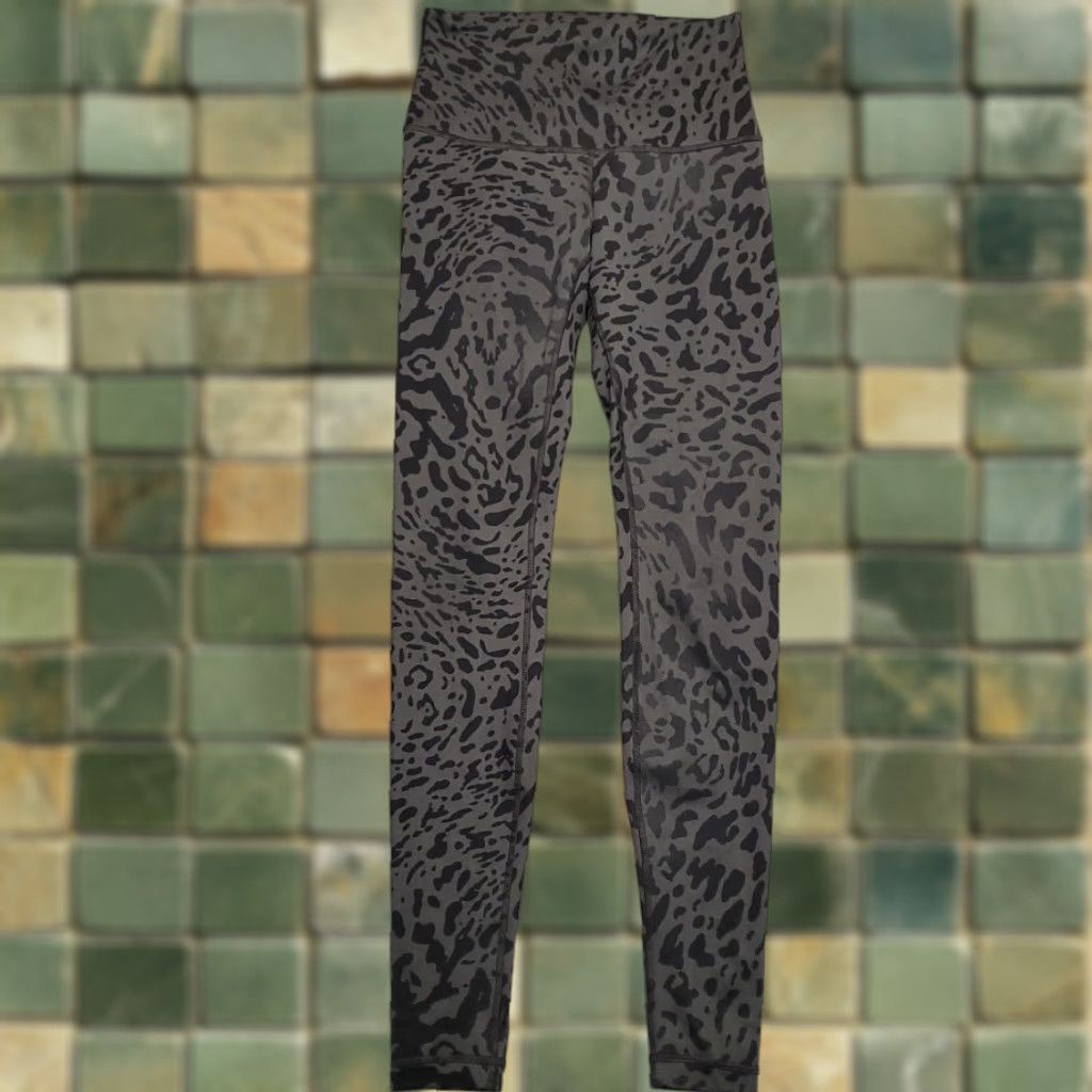 Lululemon VINTAGE Size 28" / US 6 / IT 42 - 1 Thumbnail