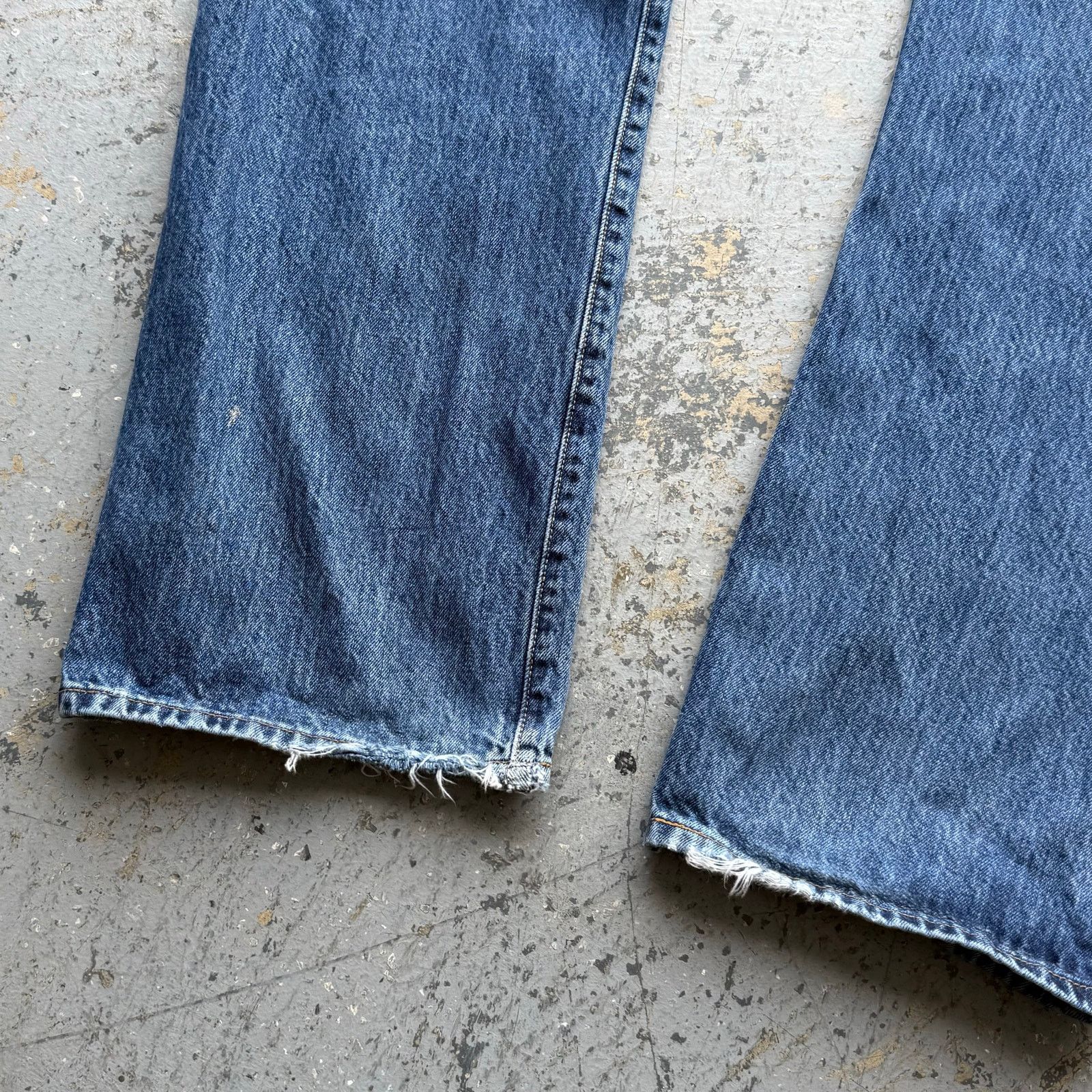 Levi's Vintage Y2K Levi’s 501 Button Fly Straight Leg Jeans Size US 38 / EU 54 - 10 Thumbnail