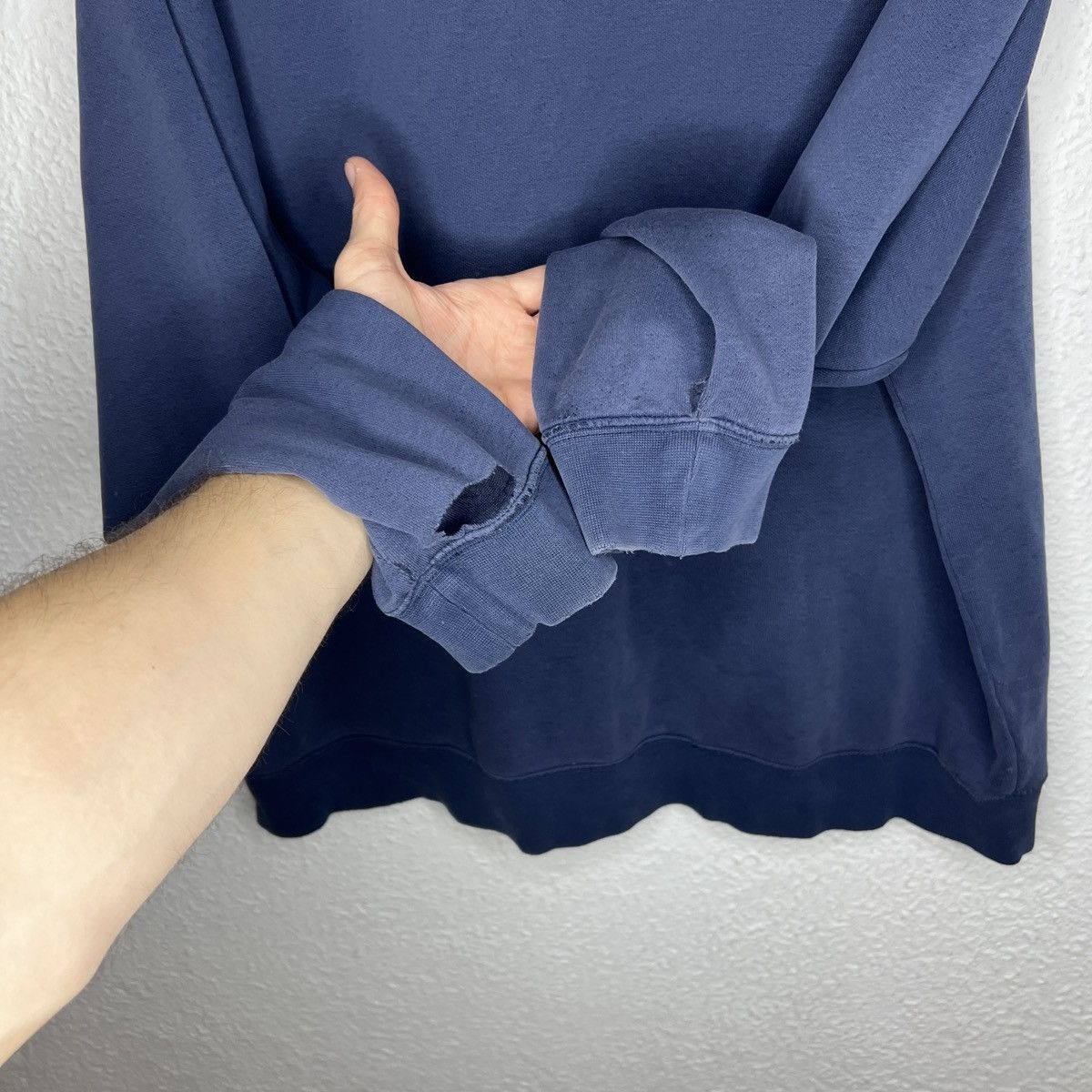 Nike × Vintage VINTAGE Y2K NIKE SWEATSHIRT NAVY CREWNECK MINI SWOOSH Size US XL / EU 56 / 4 - 9 Thumbnail