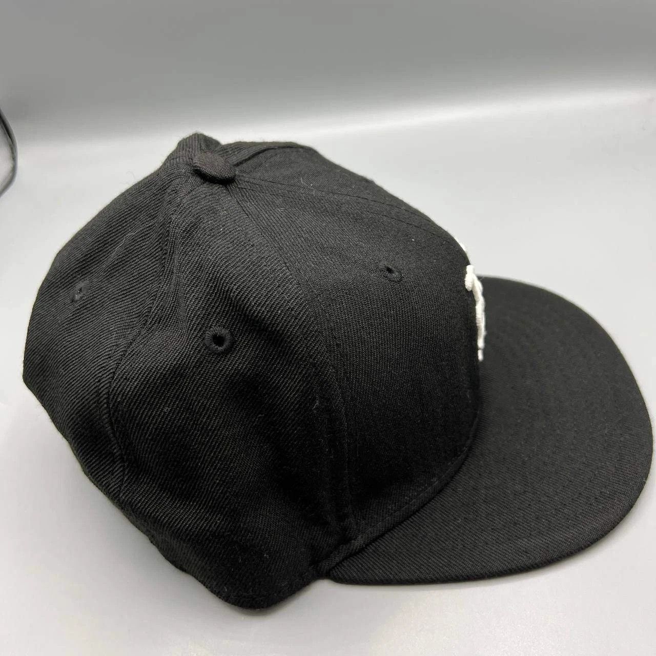 New Era New York Mets Hat Men 7 3/8 Black Embroidered Fitted Cap Size ONE SIZE - 4 Thumbnail