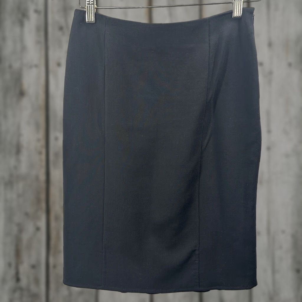 Akris Akris Pencil Skirt Womens 4 Wool Lined Knee Length Ruffle Quiet Luxury Core Size 27" / US 4 / IT 40 - 1 Thumbnail