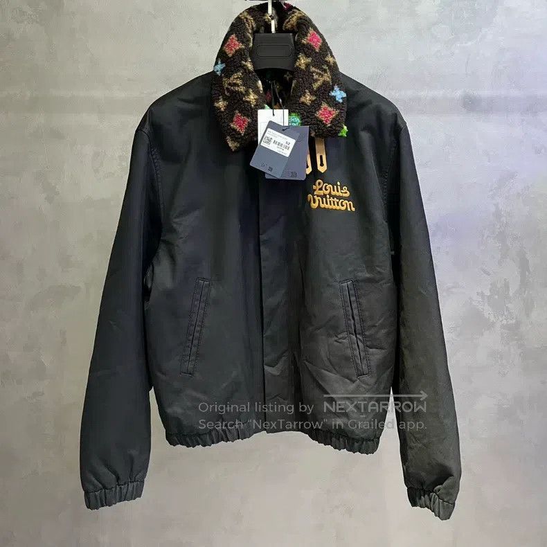Louis Vuitton Louis Vuitton 24 Latest Green Letter Logo Zip Long Sleeve Size US L / EU 52-54 / 3 - 1 Thumbnail