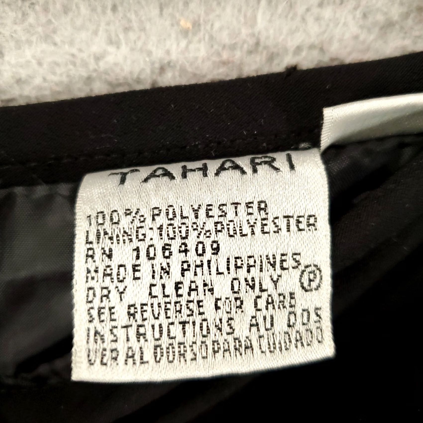 Vintage Tahari Skirt Womens Size 10 Black Lined Midi Knee Length Size 32" / US 10 / IT 46 - 4 Thumbnail