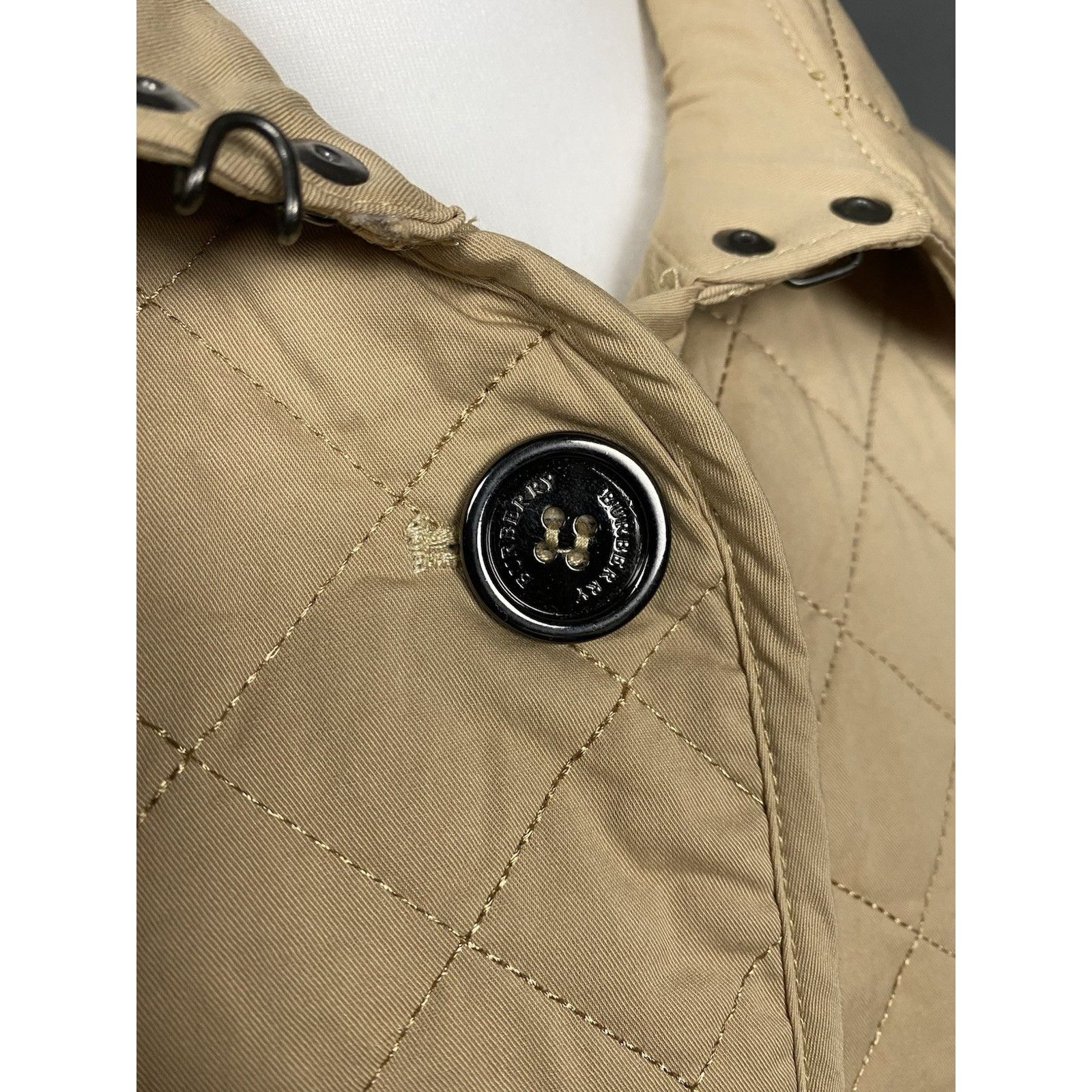 Burberry Burberry Nova Check RECENT Women's Beige Quilted Jacket Size Size 3XL / US 20-22 - 10 Thumbnail