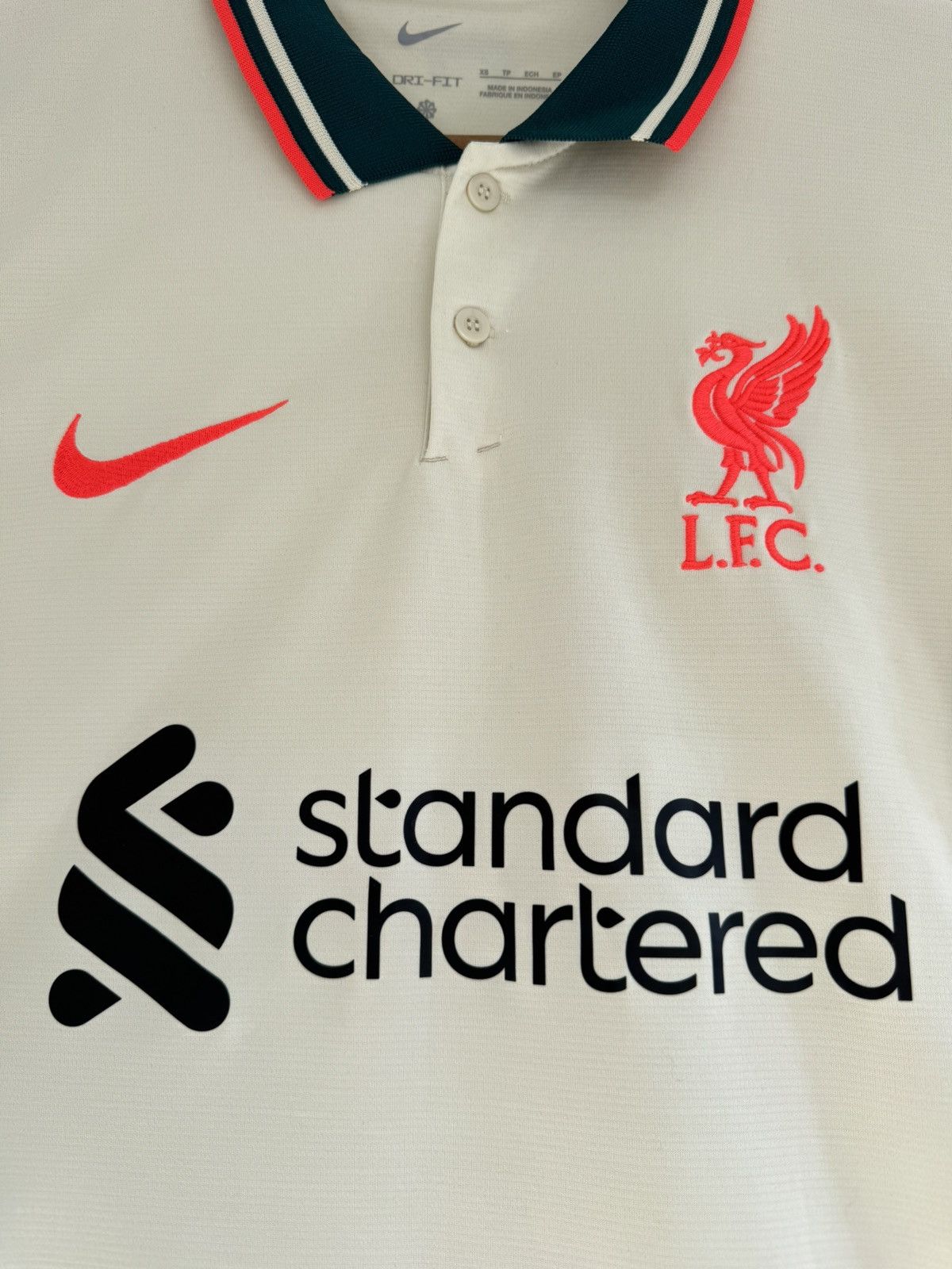 Nike Liverpool 2021-2022 Away Soccer Jersey Football Kit Shirt Size US XS / EU 42 / 0 - 6 Thumbnail