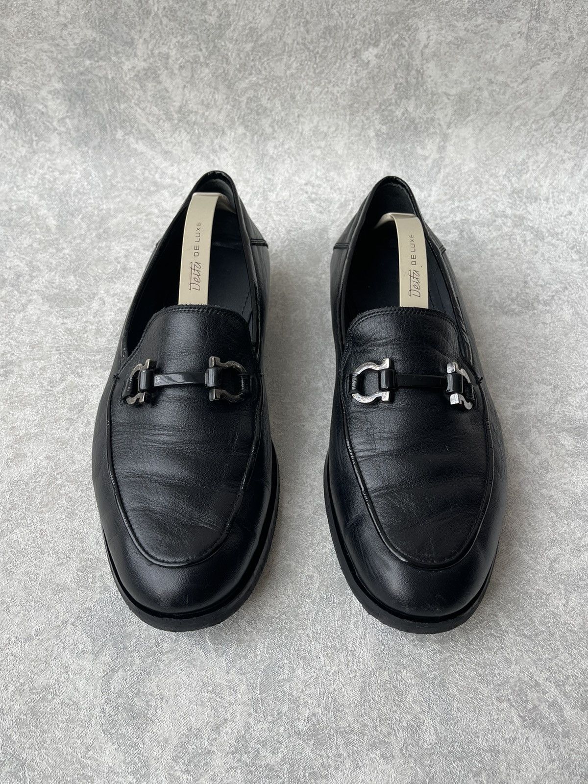 Salvatore Ferragamo Salvatore Ferragamo Gancini Leather Loafers Unisex Size US 9 / IT 39 - 14 Thumbnail