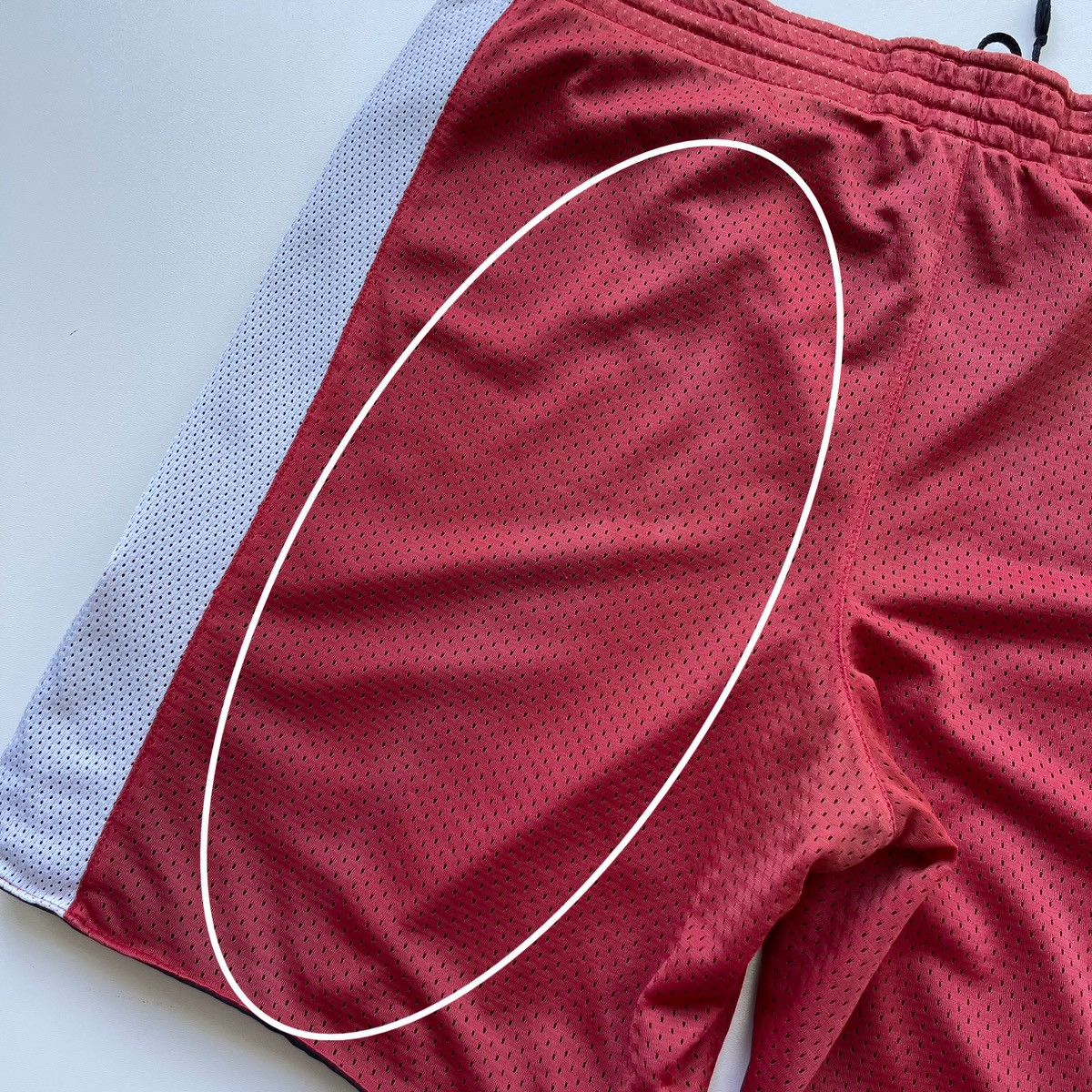 Nike × Vintage Nike Basketball Vintage Double Shorts Red/Black Size US 32 / EU 48 - 12 Thumbnail