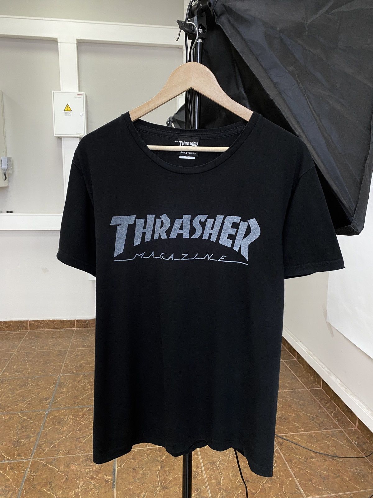 Thrasher 🇯🇵 Thrasher Asakusabashi Tai To-ku Japan T-Shirt Rare Retro Size US L / EU 52-54 / 3 - 1 Thumbnail