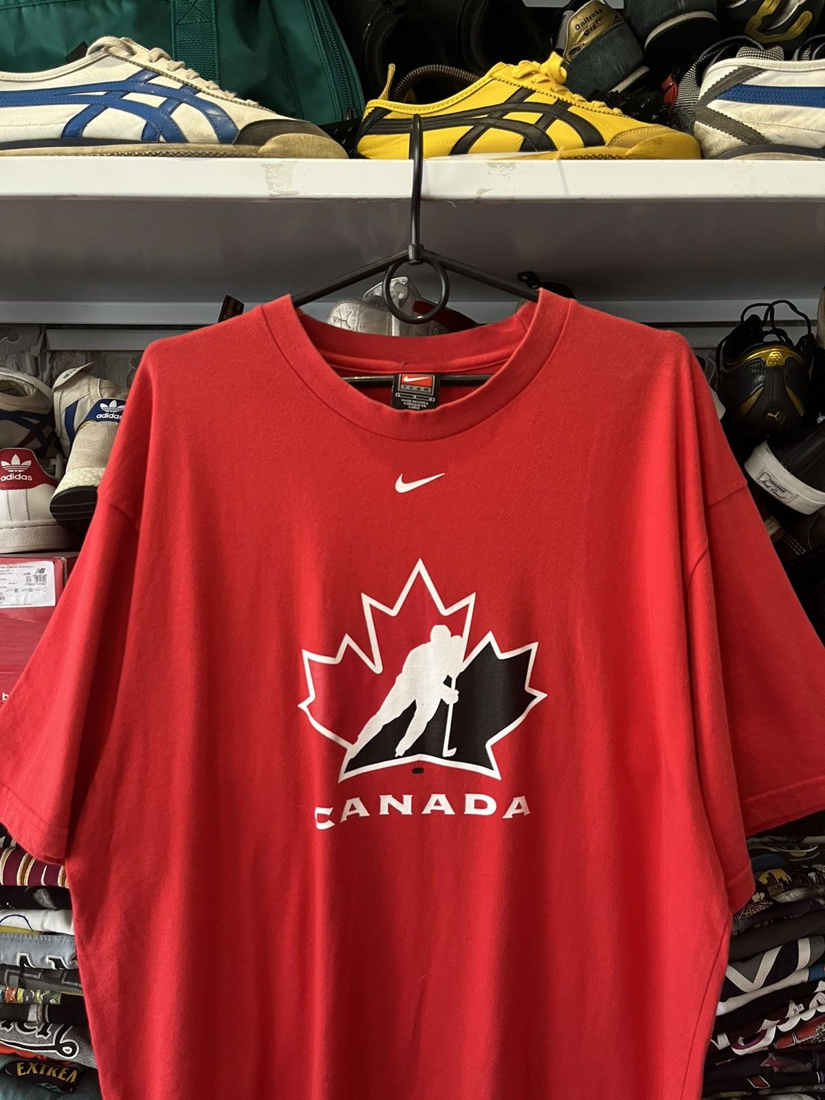 Nike Nike Center Swoosh Team Canada Red T-shirt L Size US L / EU 52-54 / 3 - 2 Thumbnail