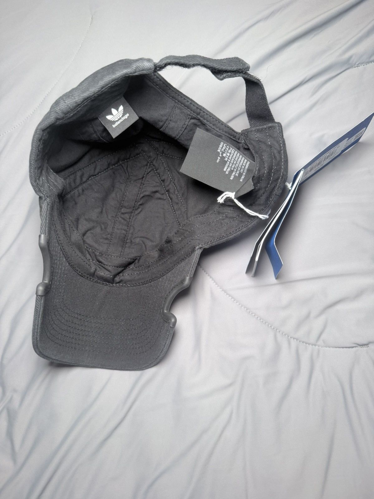 Adidas × Balenciaga Balenciaga x Adidas Trefoil Logo Cap Size ONE SIZE - 9 Thumbnail