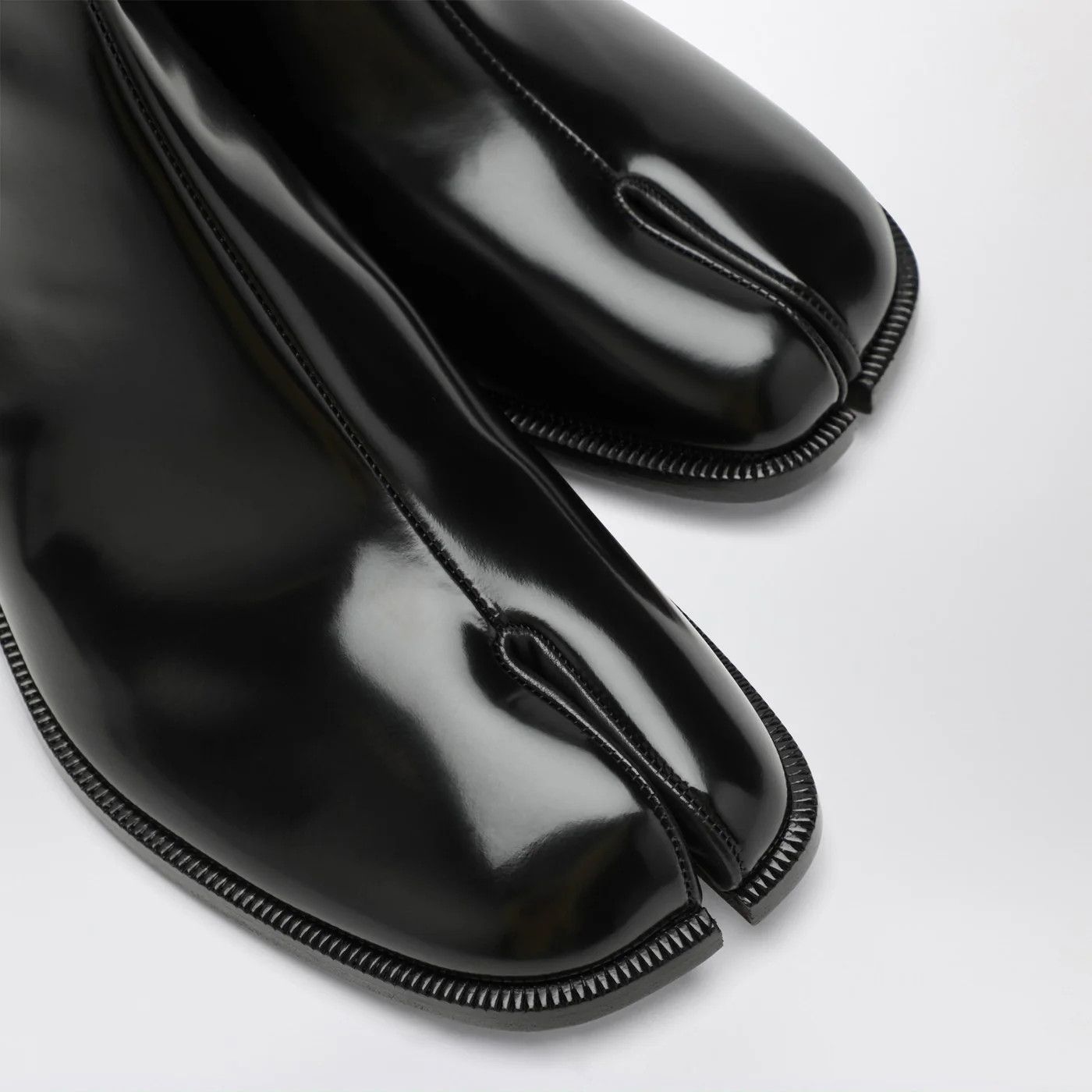 Maison Margiela o1d2blof0526 Tabi Chelsea Ankle Boots in Black Size US 12 / EU 45 - 5 Thumbnail