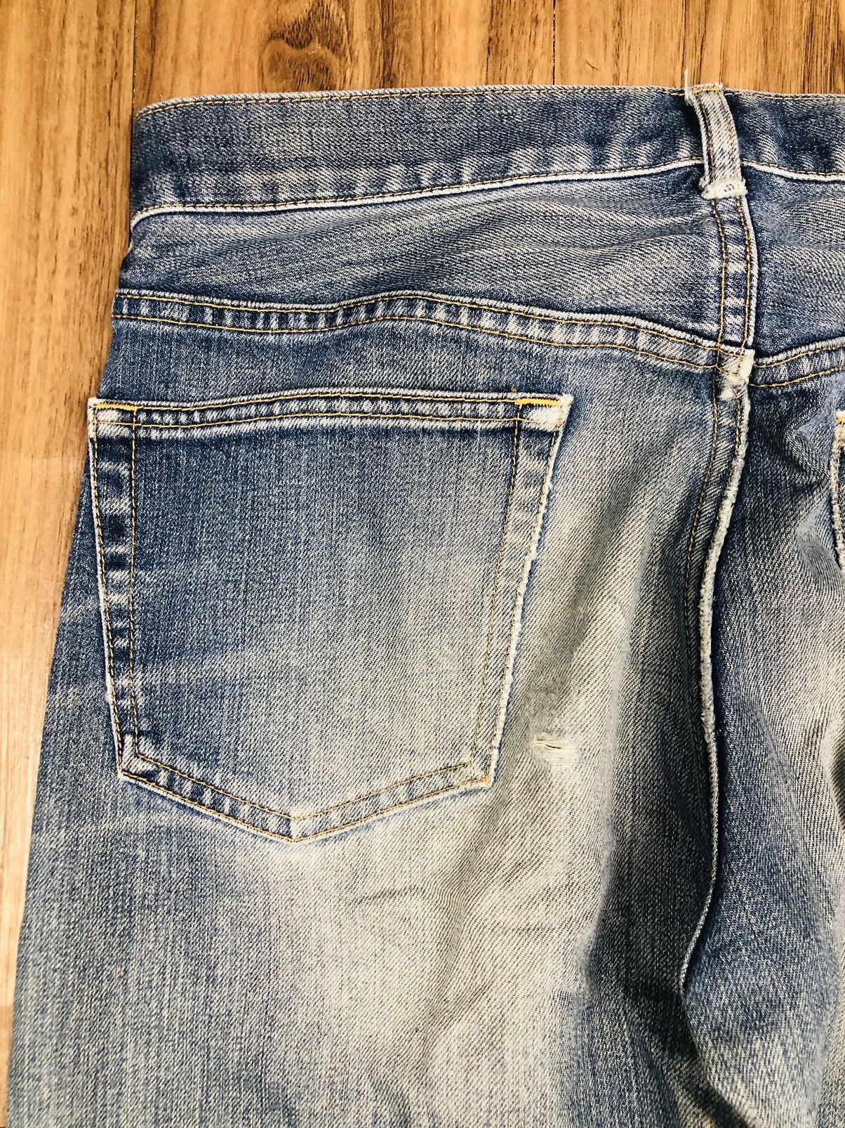 Takeo Kikuchi Takeo Kikuchi Ripped Jeans (35) Size US 34 / EU 50 - 16 Thumbnail