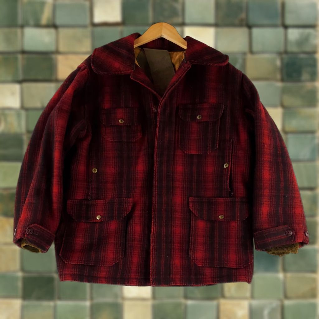 Vintage VINTAGE Woolrich Mackinaw Jacket Parka Red Black Plaid Mens 42 Jacket Mens 42 Red Plaid Parka Woolen Size US XS / EU 42 / 0 - 1 Thumbnail