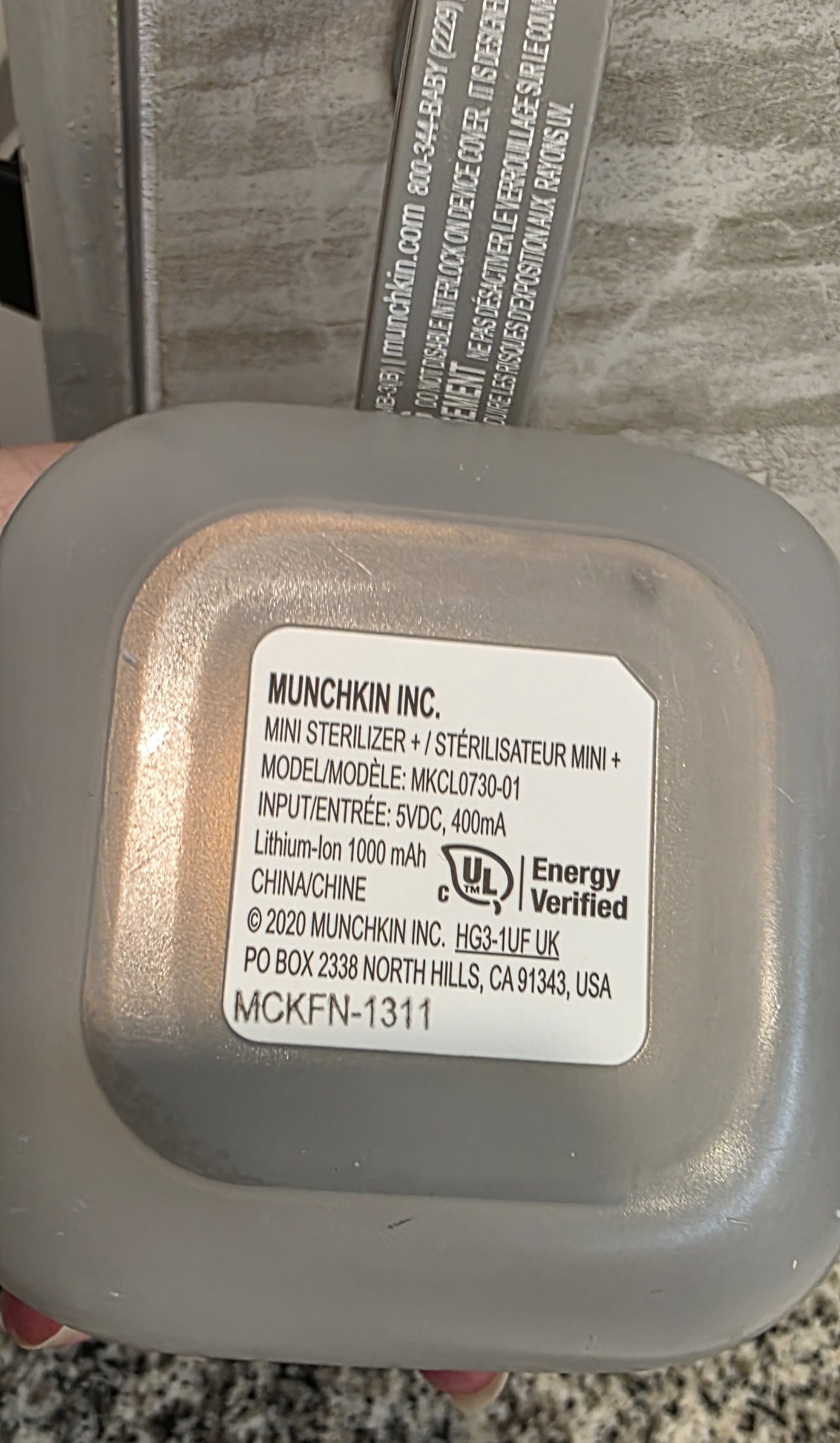 Unknown London Munchkin 59S Portable UV-C Sterilizer Rechargeable Battery Size ONE SIZE - 6 Thumbnail