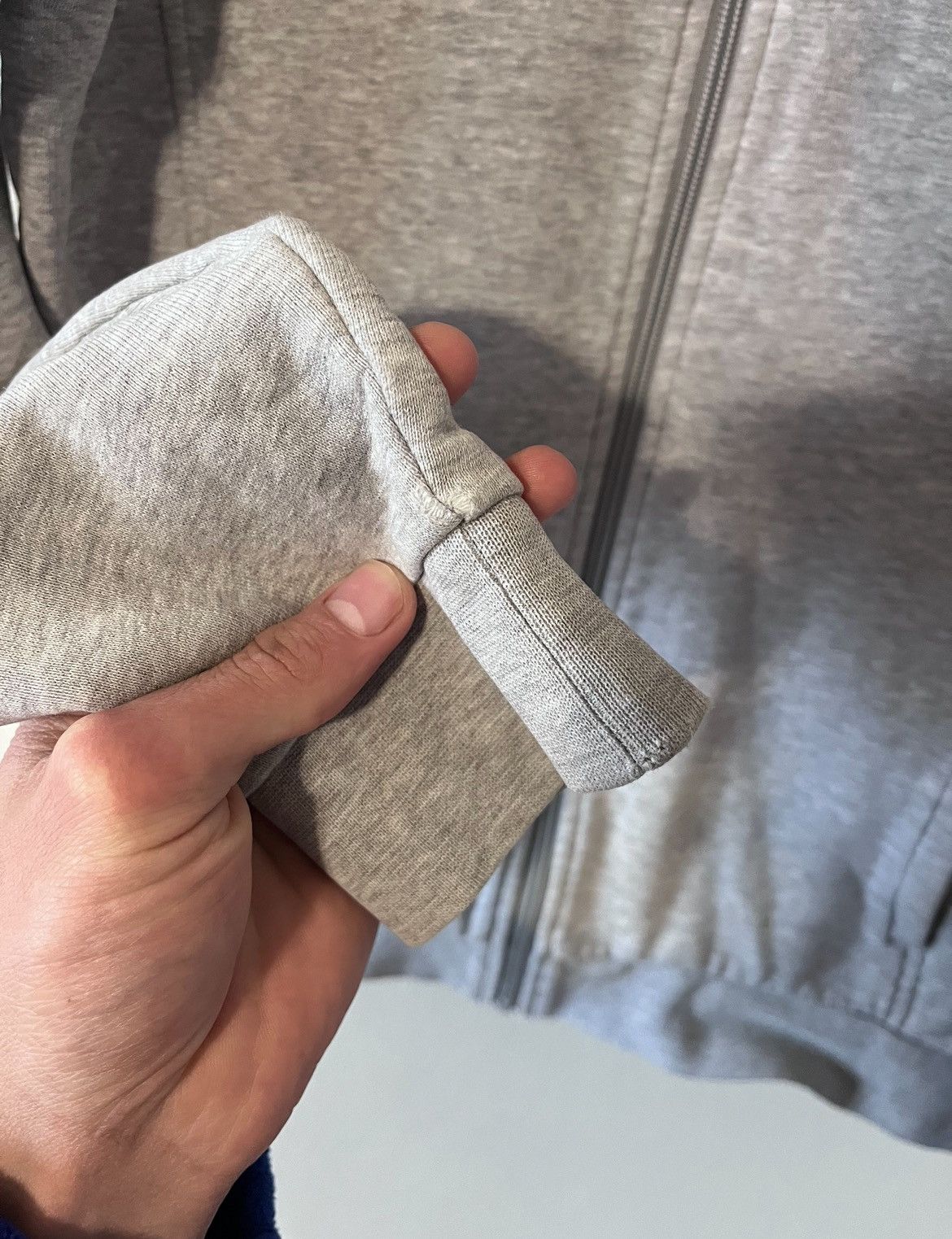 Lacoste Lacoste Zip Size 4 Size US M / EU 48-50 / 2 - 5 Thumbnail