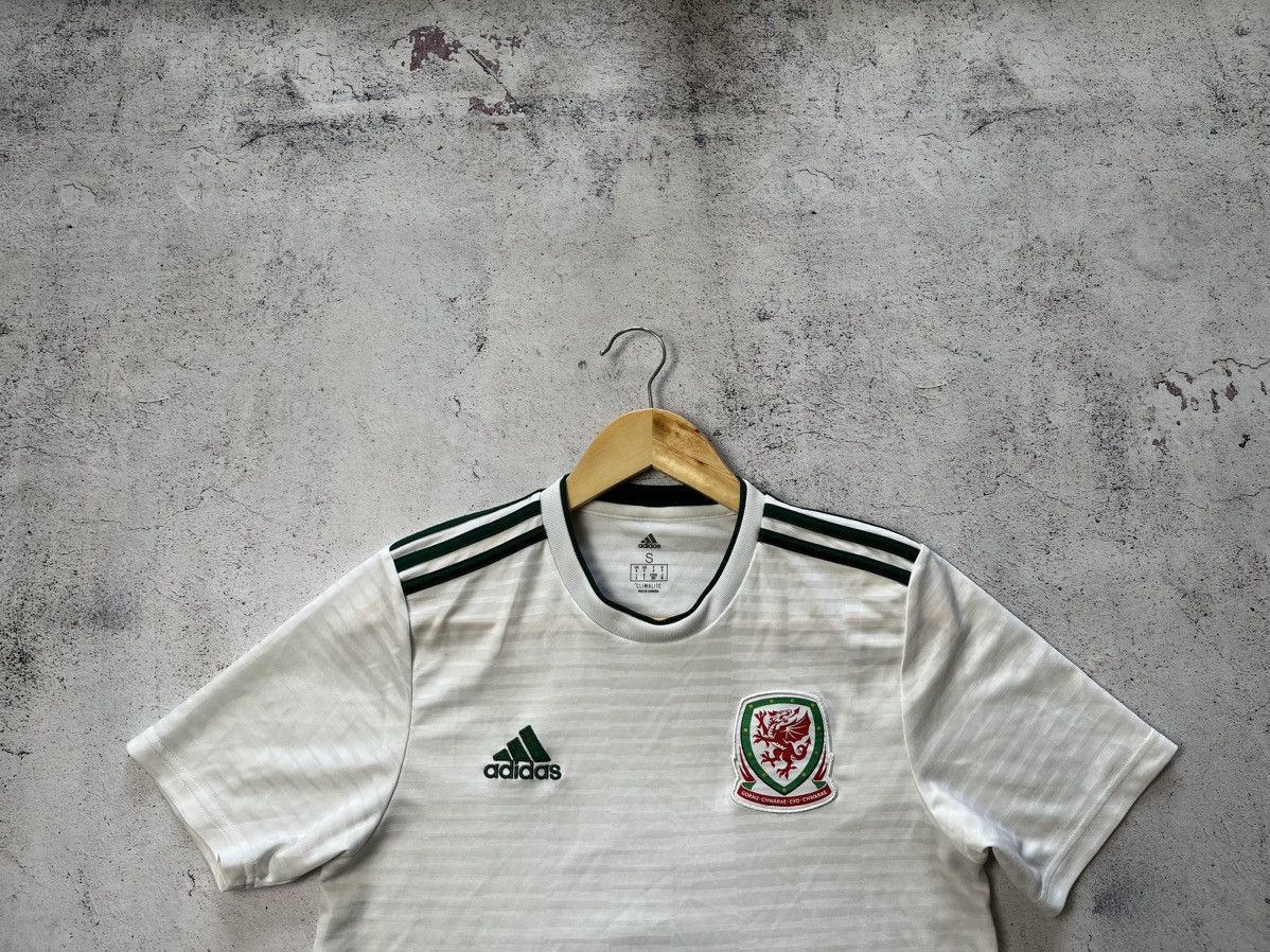 Adidas WALES NATIONALS 2018 2019 AWAY FOOTBALL SOCCER JERSEY ADIDAS Size US S / EU 44-46 / 1 - 3 Thumbnail
